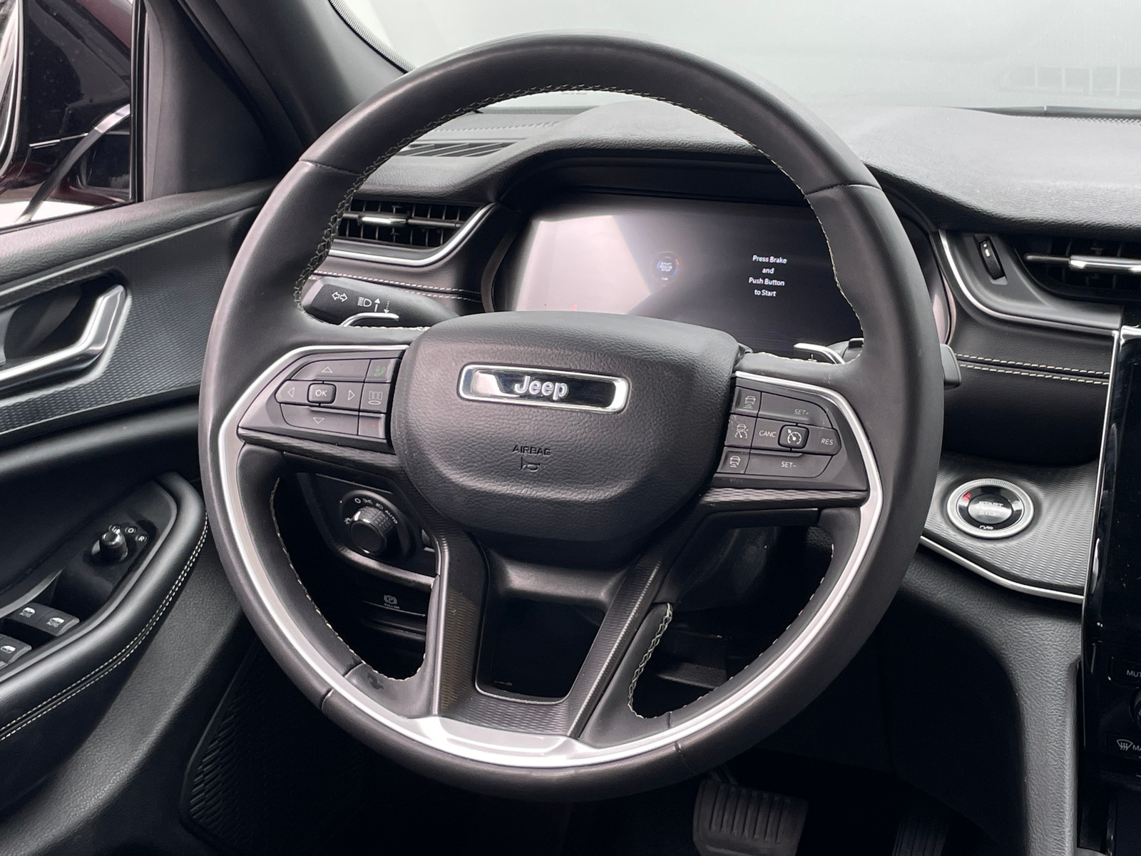 Thumbnail: 2025 Jeep Grand Cherokee - 4