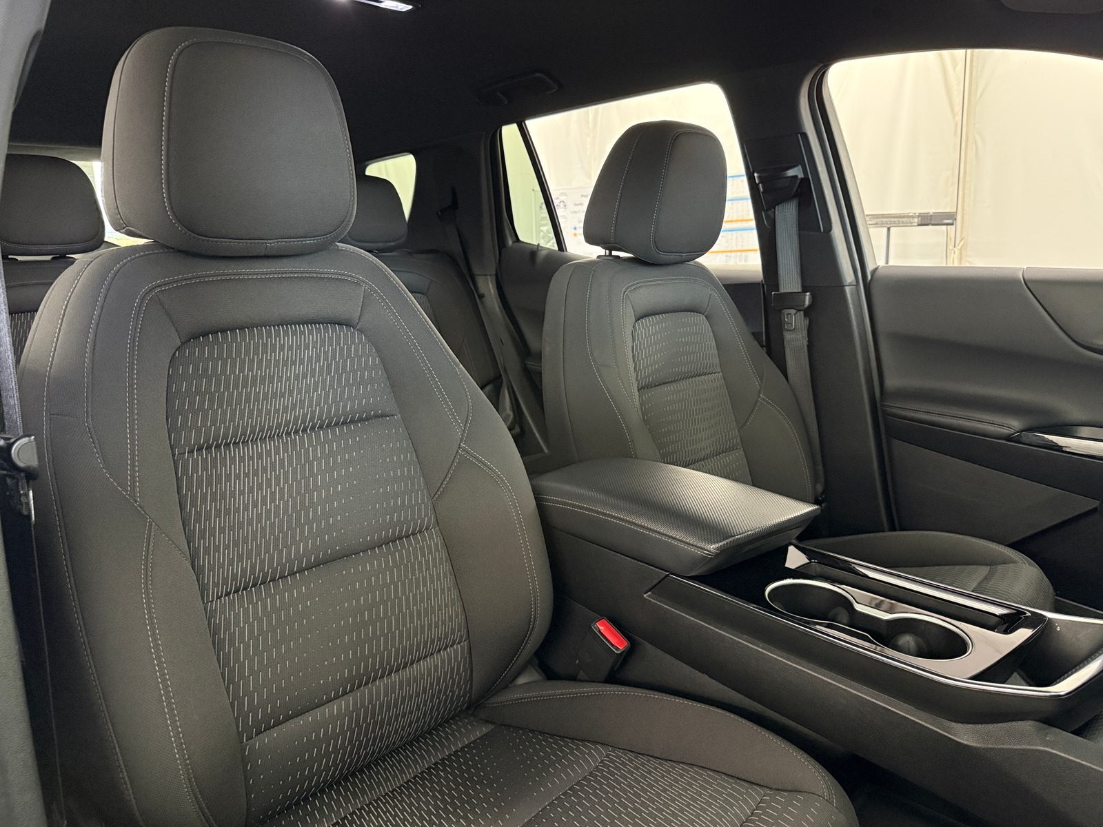 Thumbnail: 2025 Chevrolet Equinox - 2