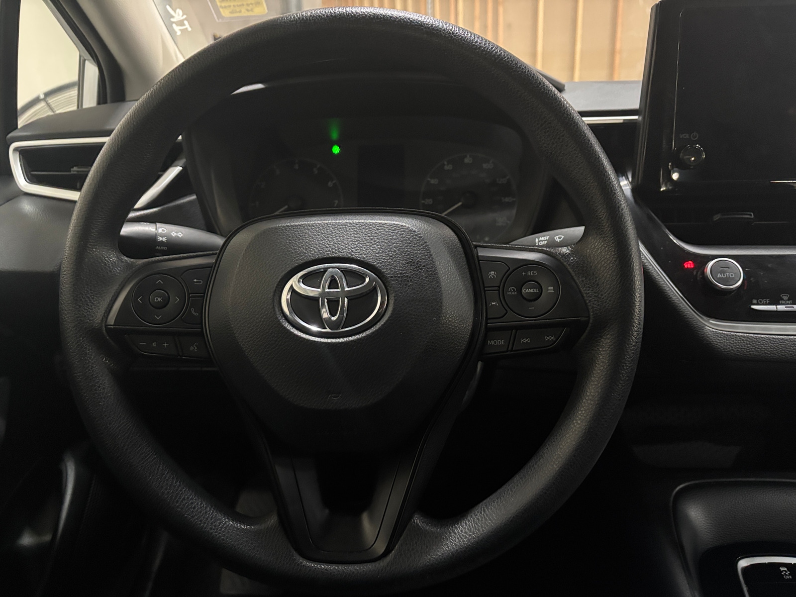 Thumbnail: 2023 Toyota Corolla - 5