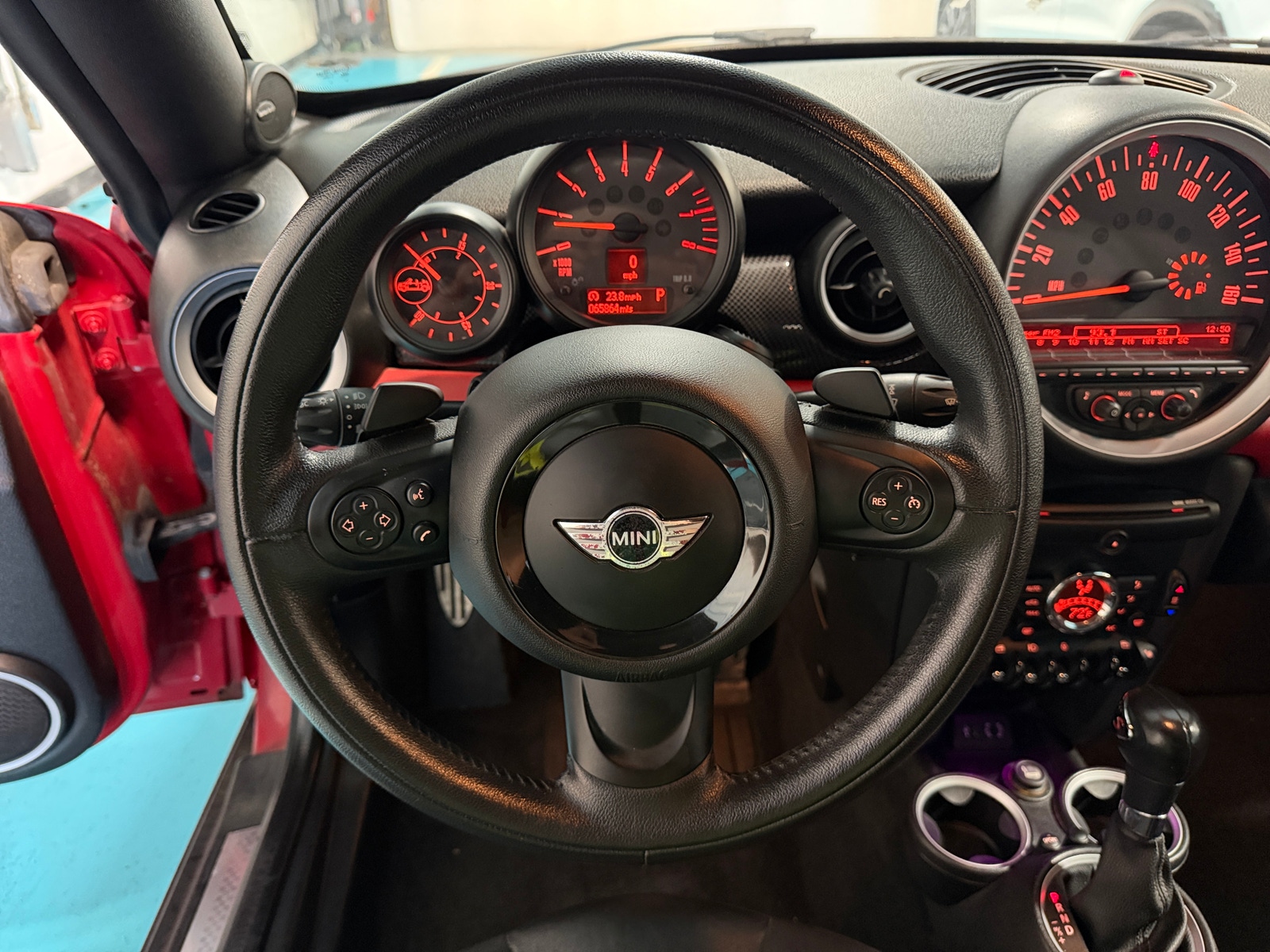 Thumbnail: 2015 MINI Cooper Roadster - 4