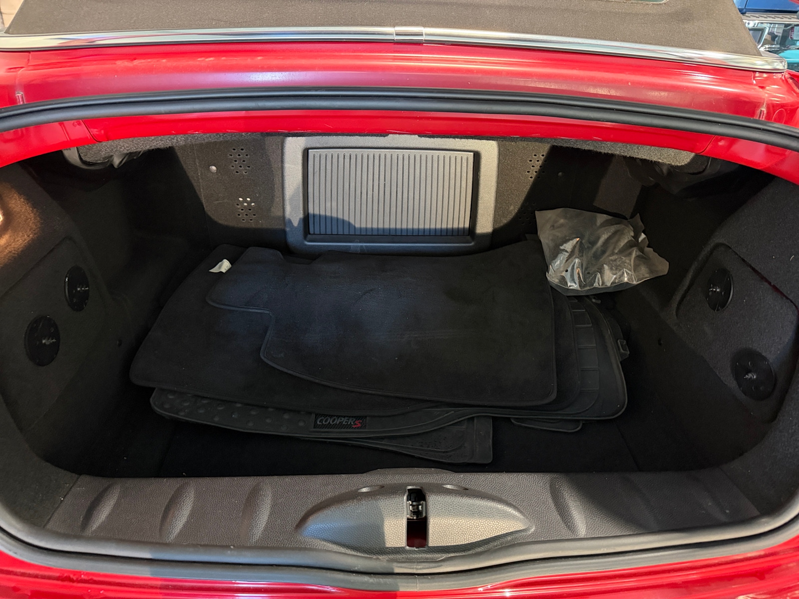 Thumbnail: 2015 MINI Cooper Roadster - 5