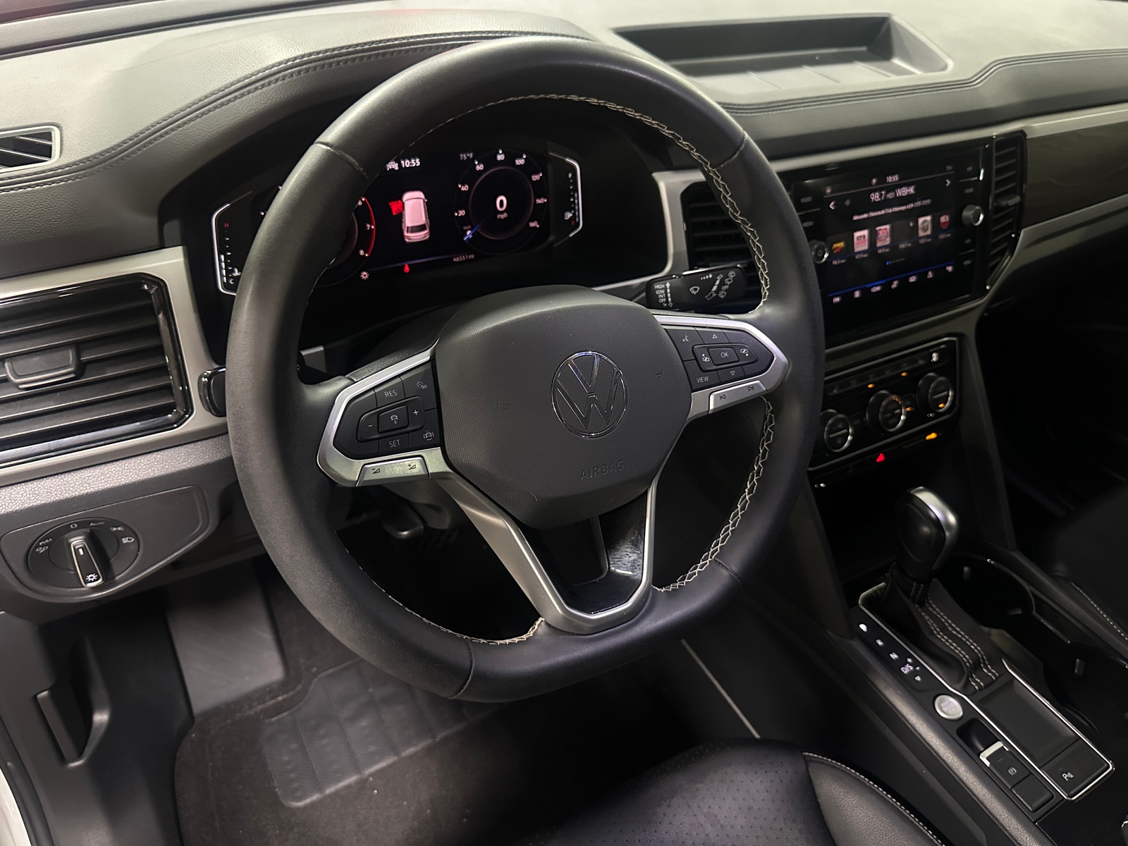 Thumbnail: 2023 Volkswagen Atlas - 5