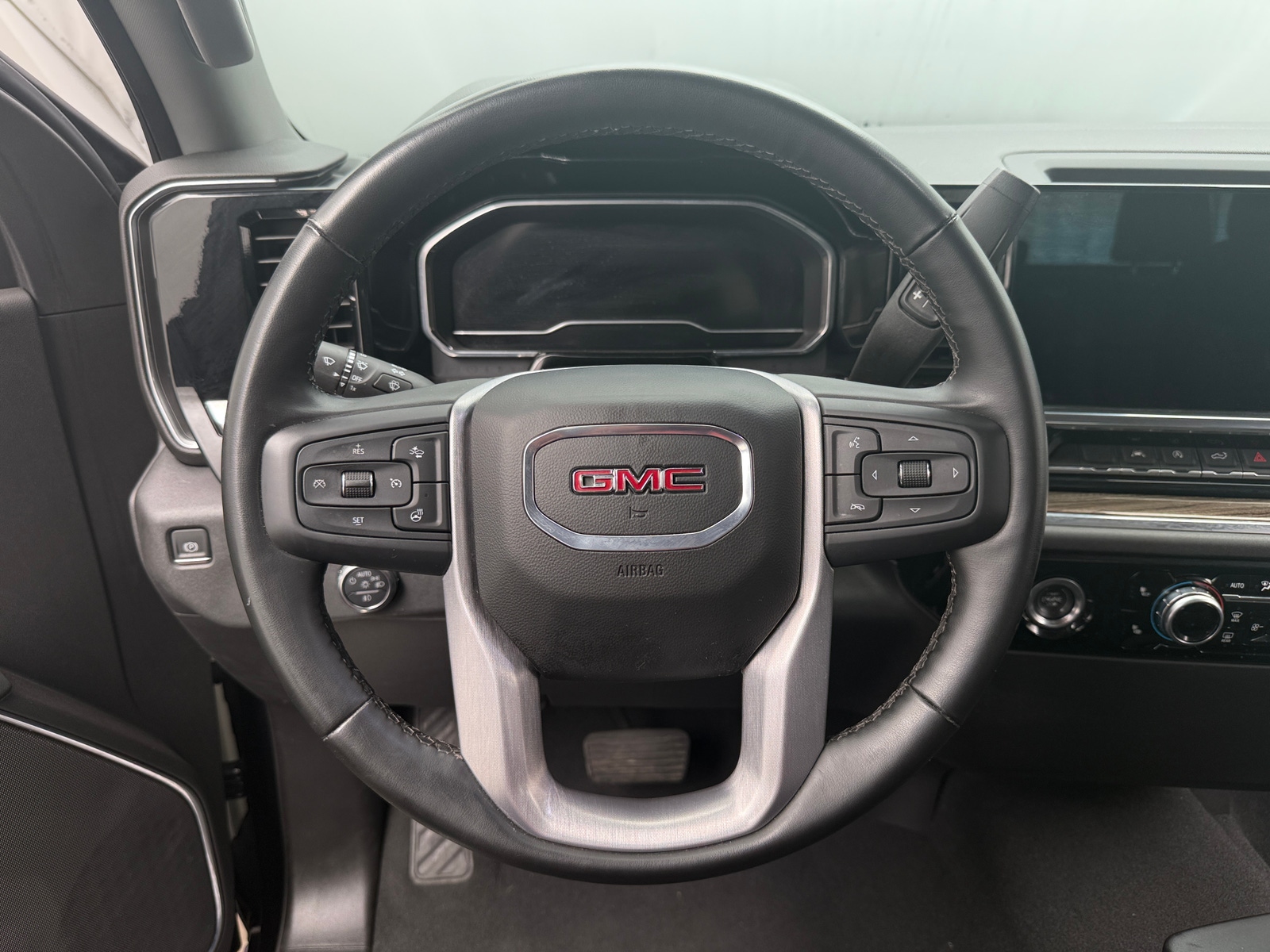 Thumbnail: 2024 GMC Sierra 1500 - 5