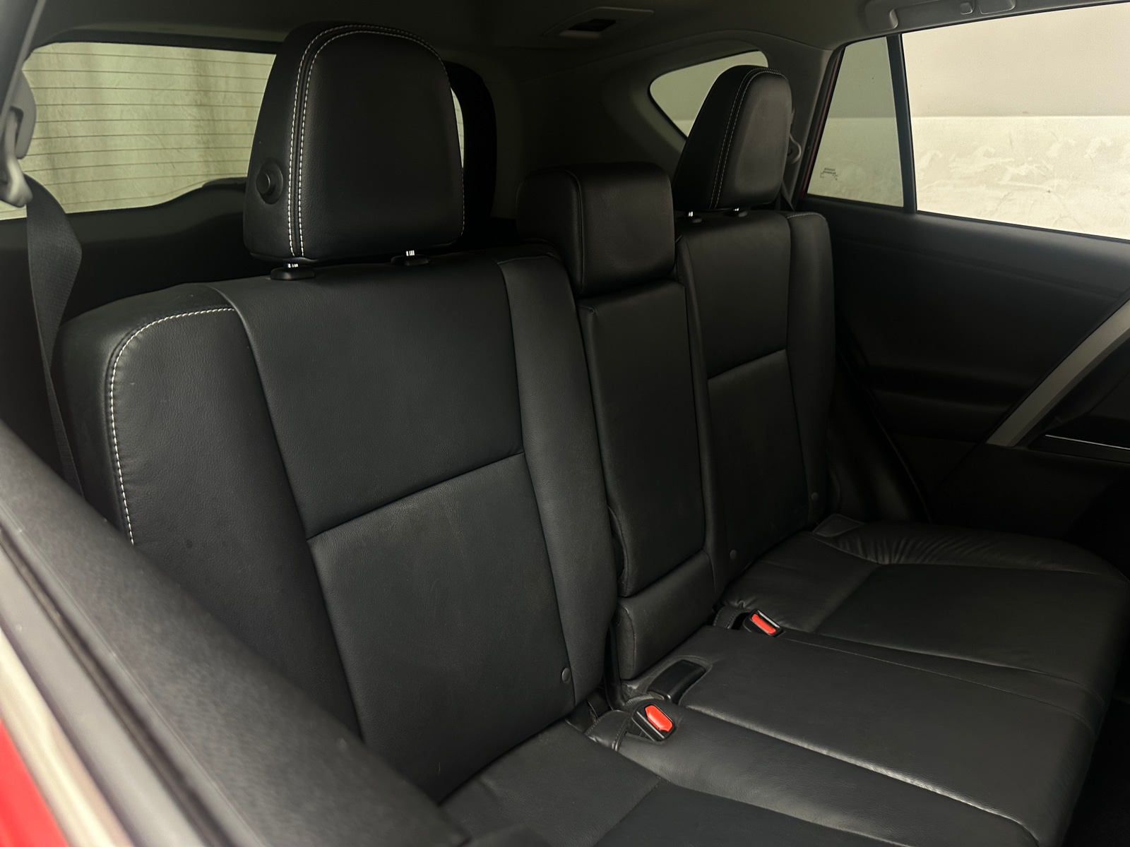 Thumbnail: 2016 Toyota RAV4 - 6
