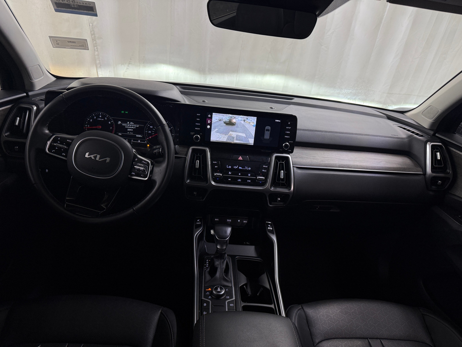 Thumbnail: 2023 Kia Sorento - 2