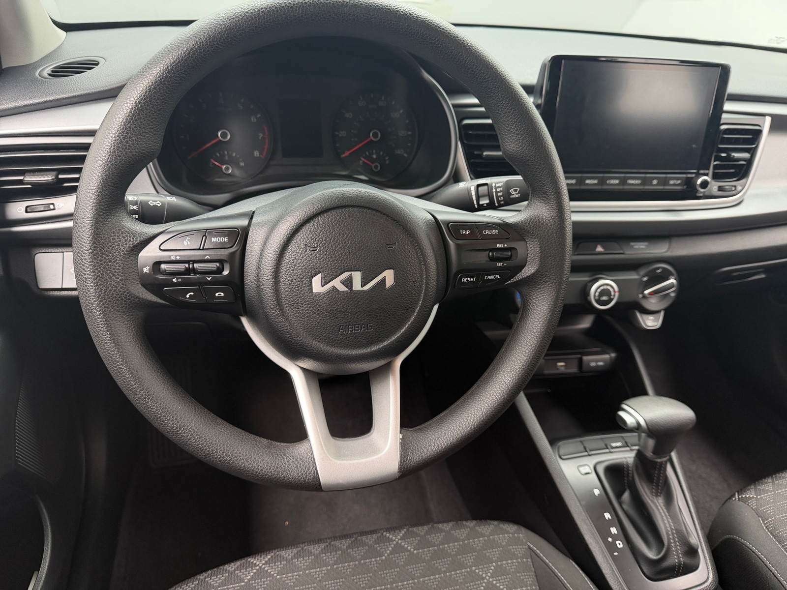 Thumbnail: 2023 Kia Rio - 5