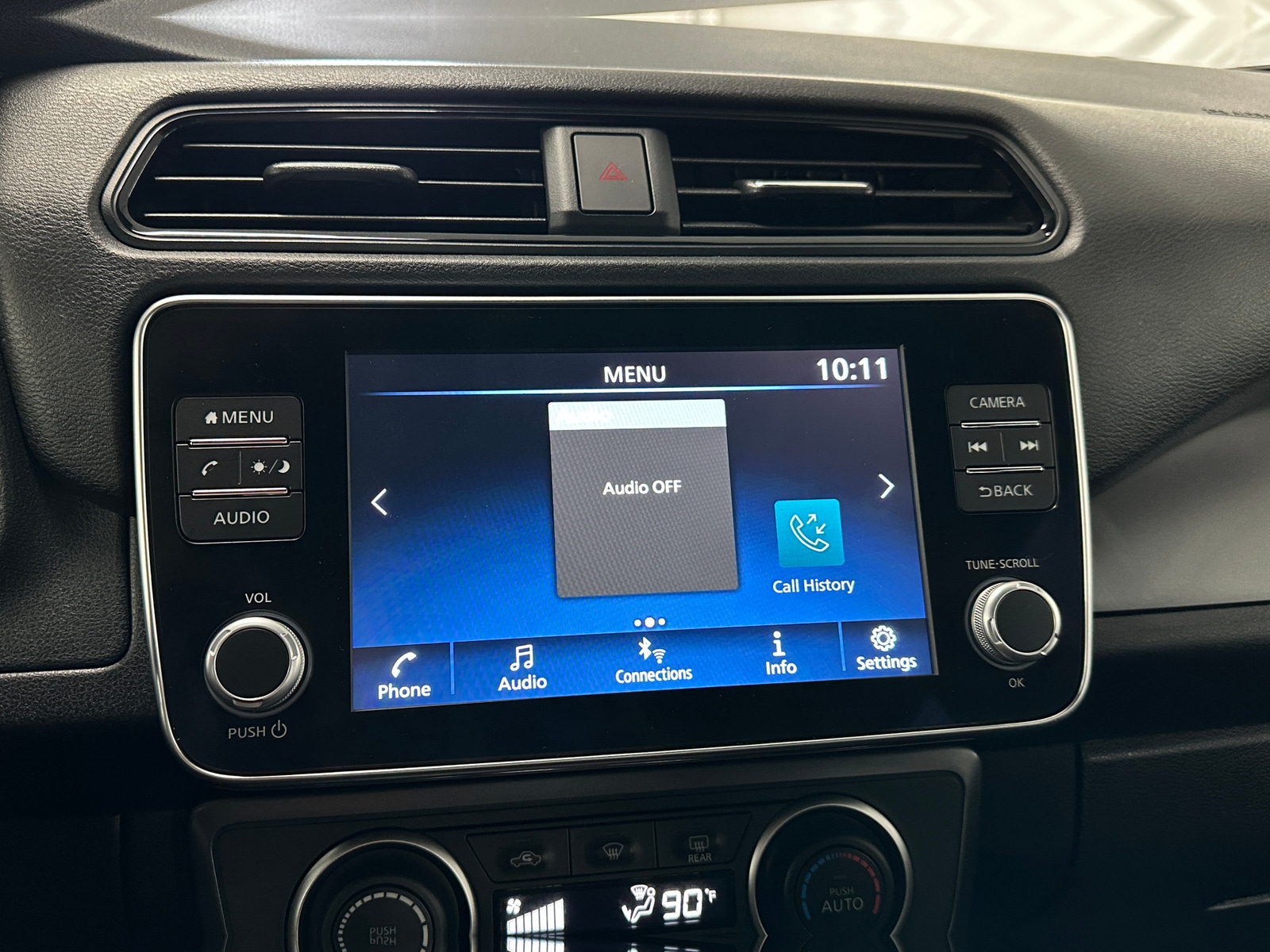 Thumbnail: 2025 Nissan Leaf - 4