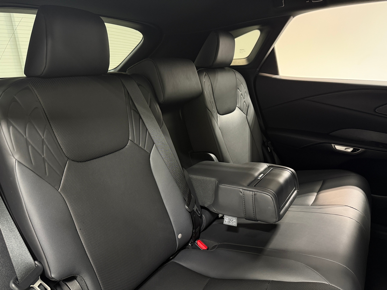Thumbnail: 2025 Lexus RX - 6