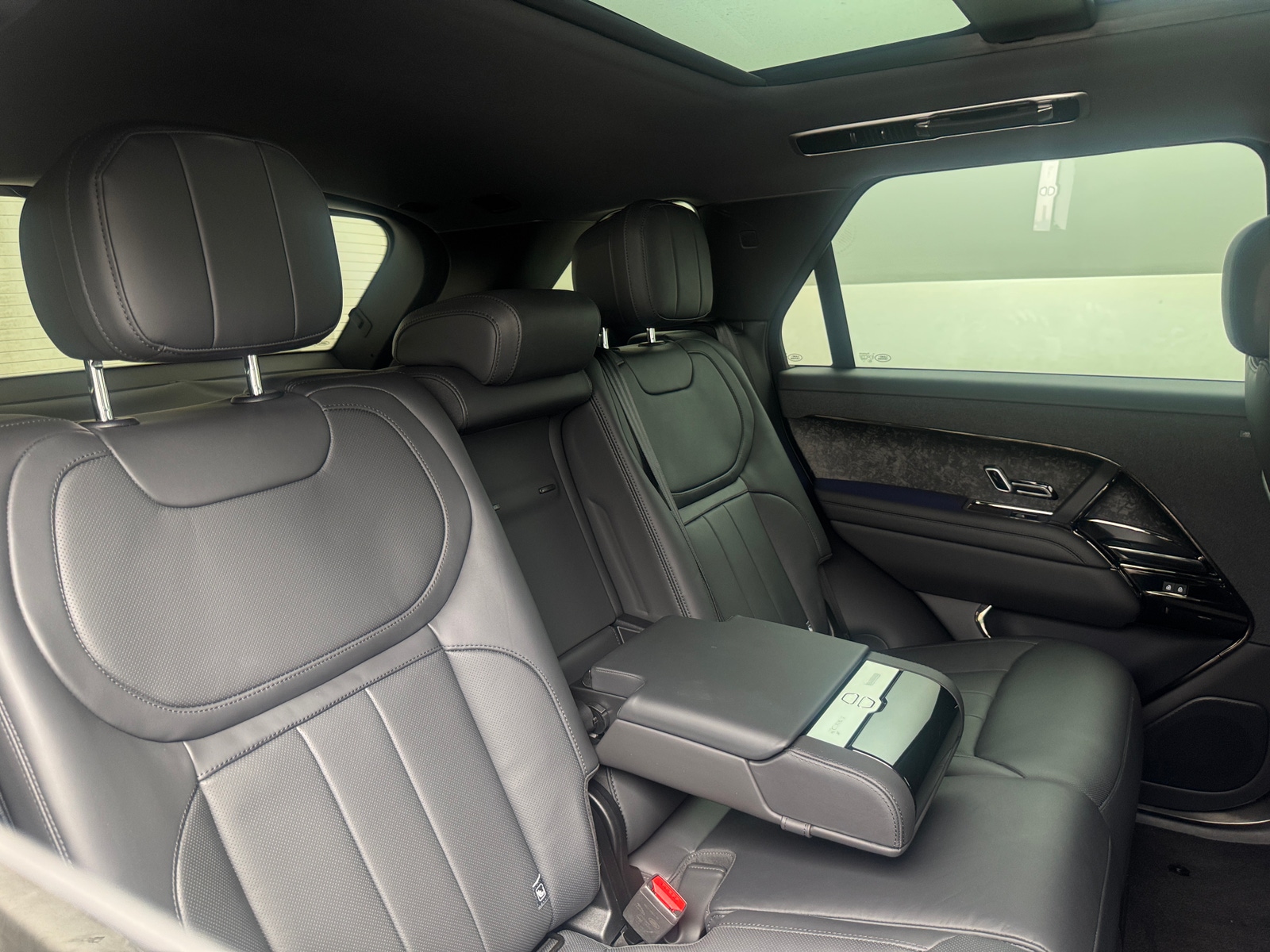 Thumbnail: 2024 Land Rover Range Rover Sport - 5