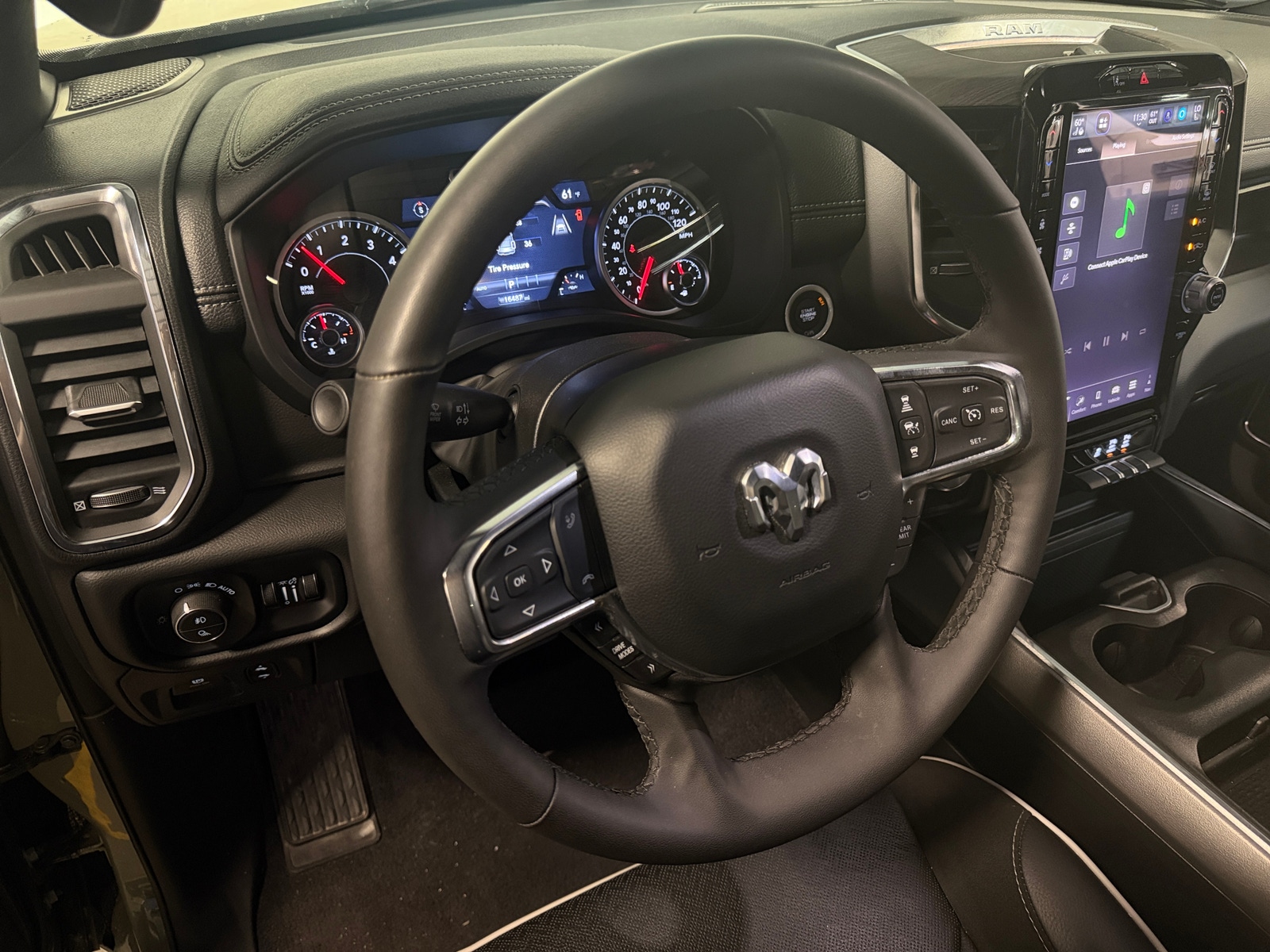 Thumbnail: 2026 RAM 1500 - 4