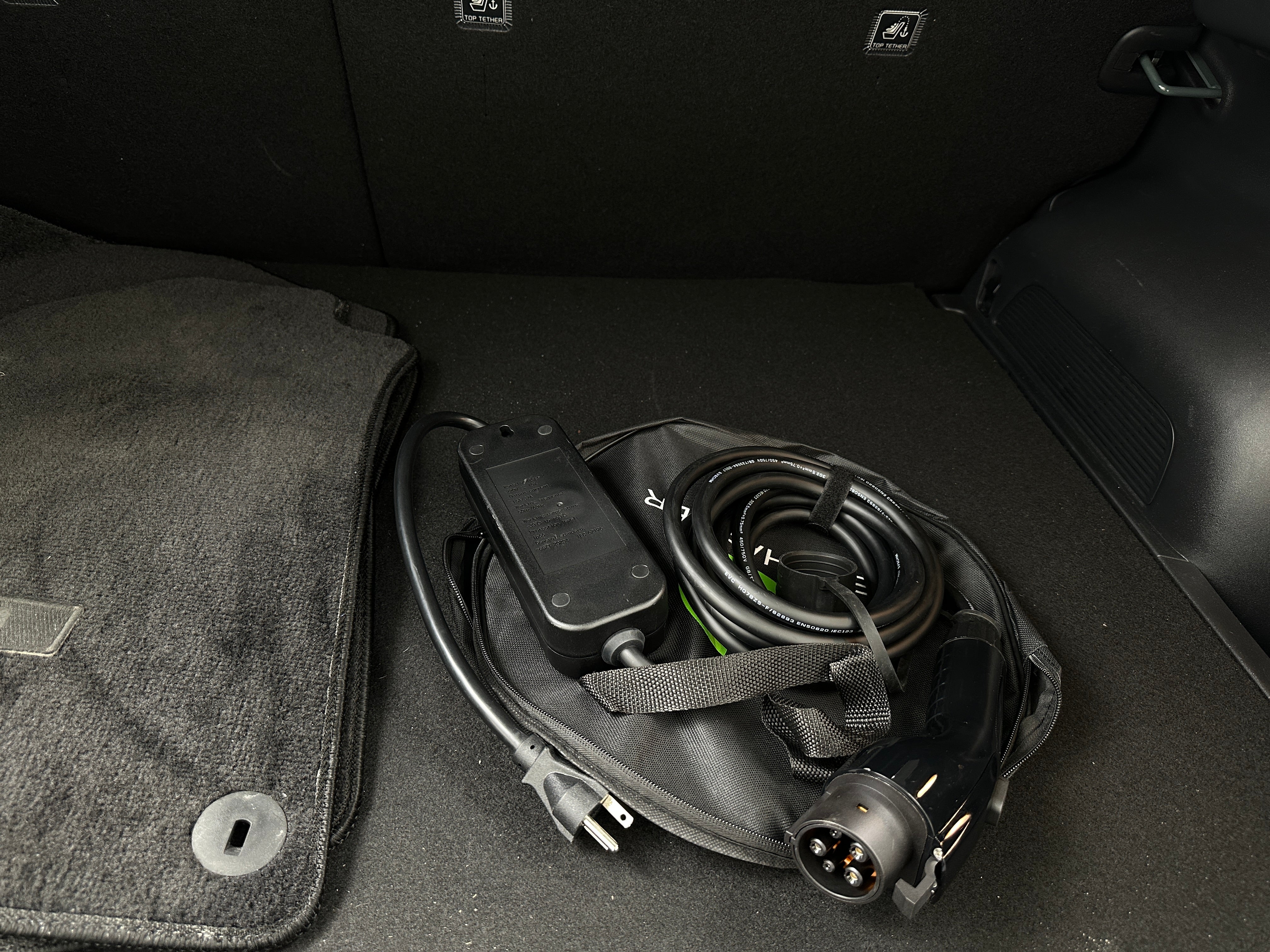 Used 2024 Kia Niro Wind with VIN KNDCR3L17R5121066 for sale in Oak Creek, WI
