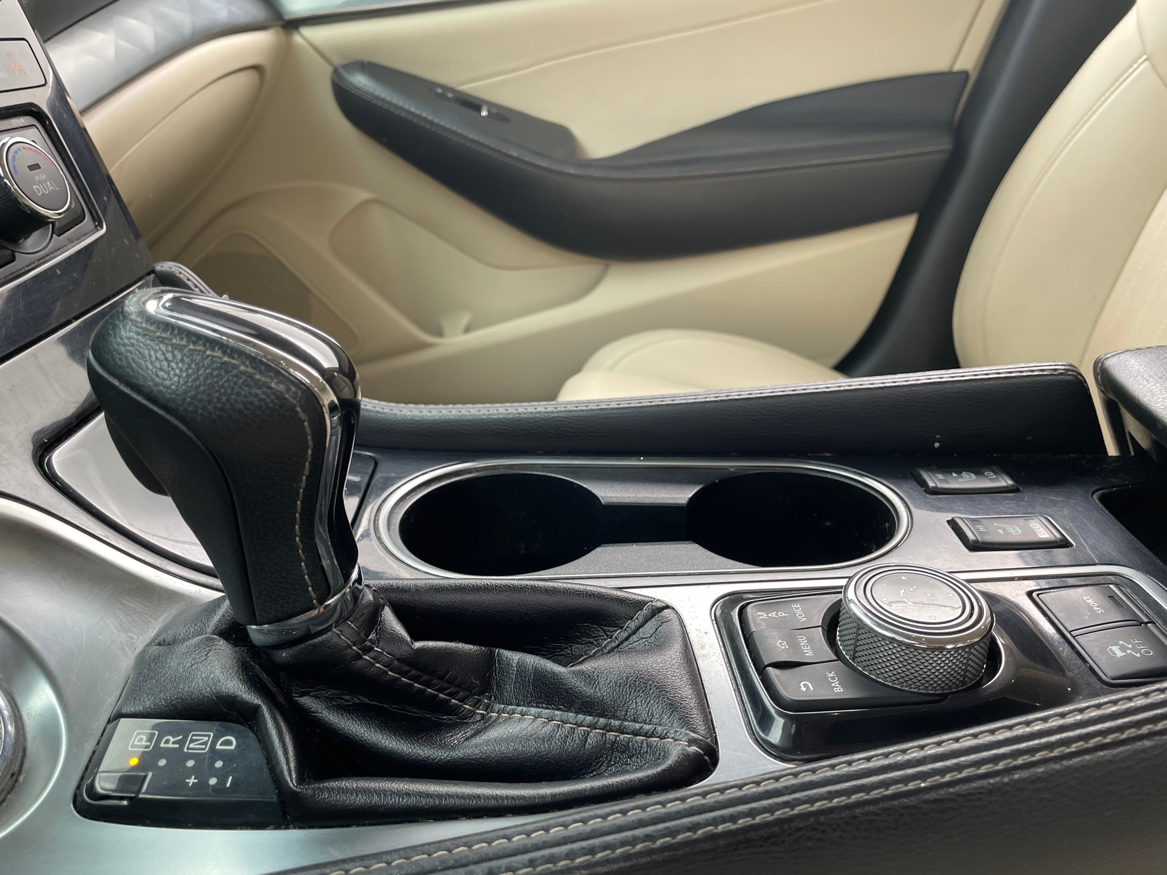 2021 Nissan Maxima