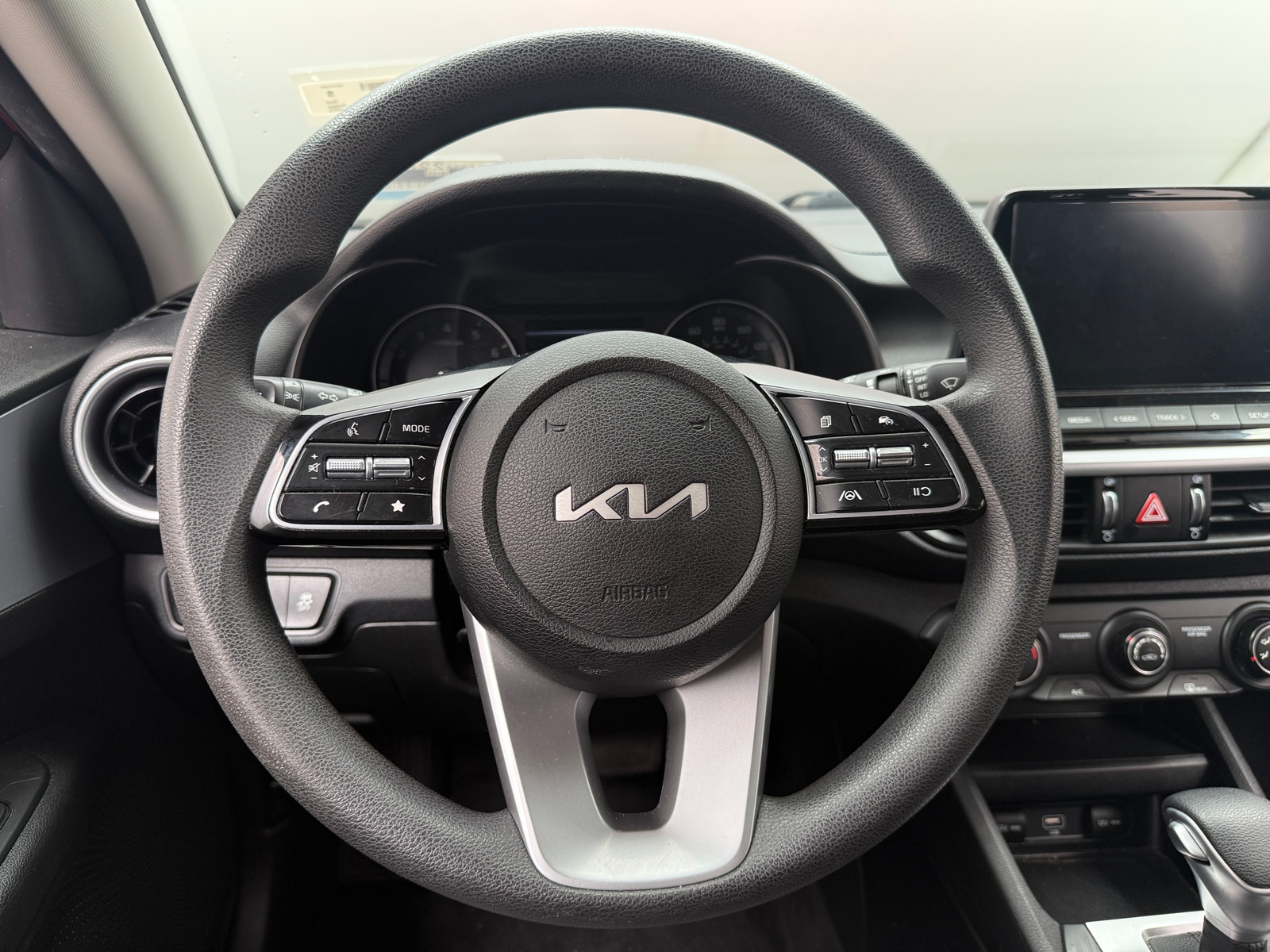 Thumbnail: 2023 Kia Forte - 5
