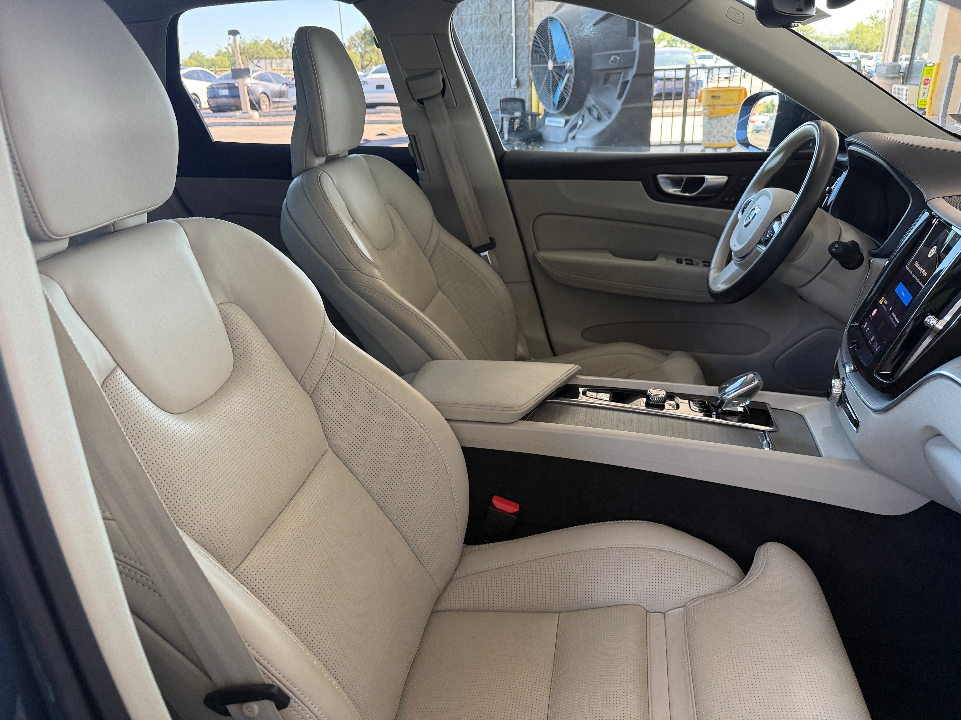 2023 Volvo XC60 Ultimate