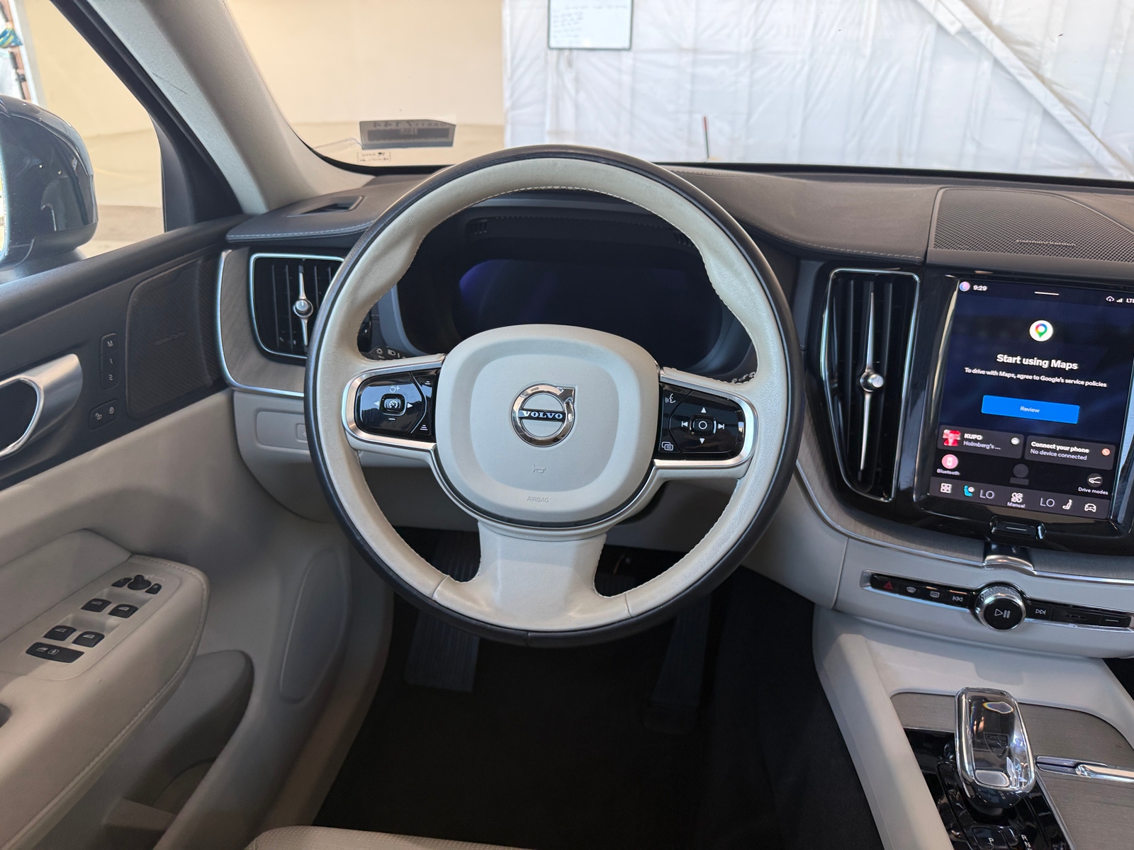 Thumbnail: 2023 Volvo XC60 - 4