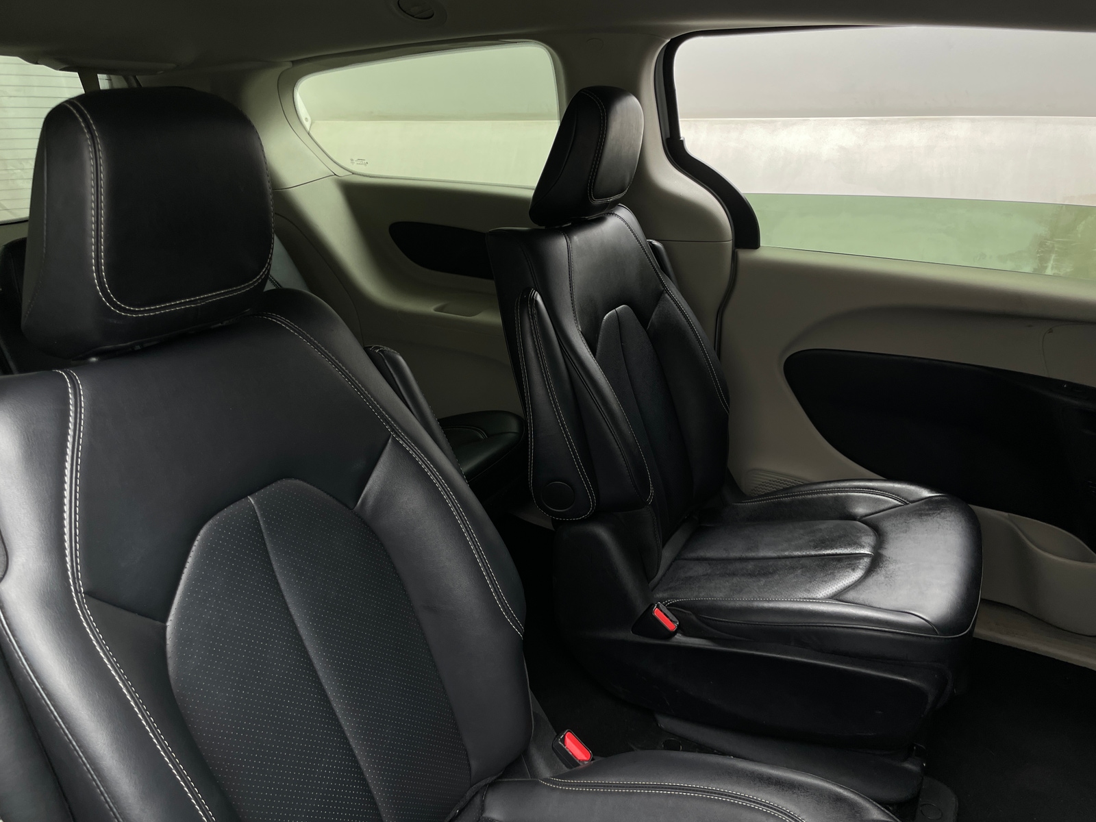 Thumbnail: 2024 Chrysler Pacifica - 5