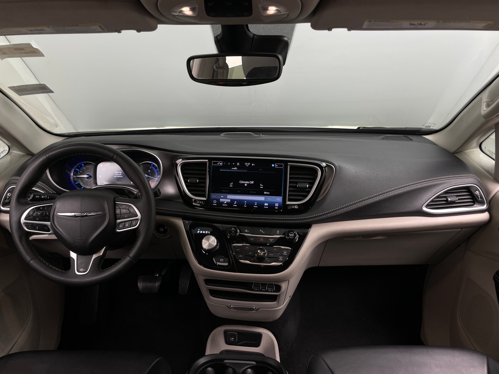 Thumbnail: 2024 Chrysler Pacifica - 2