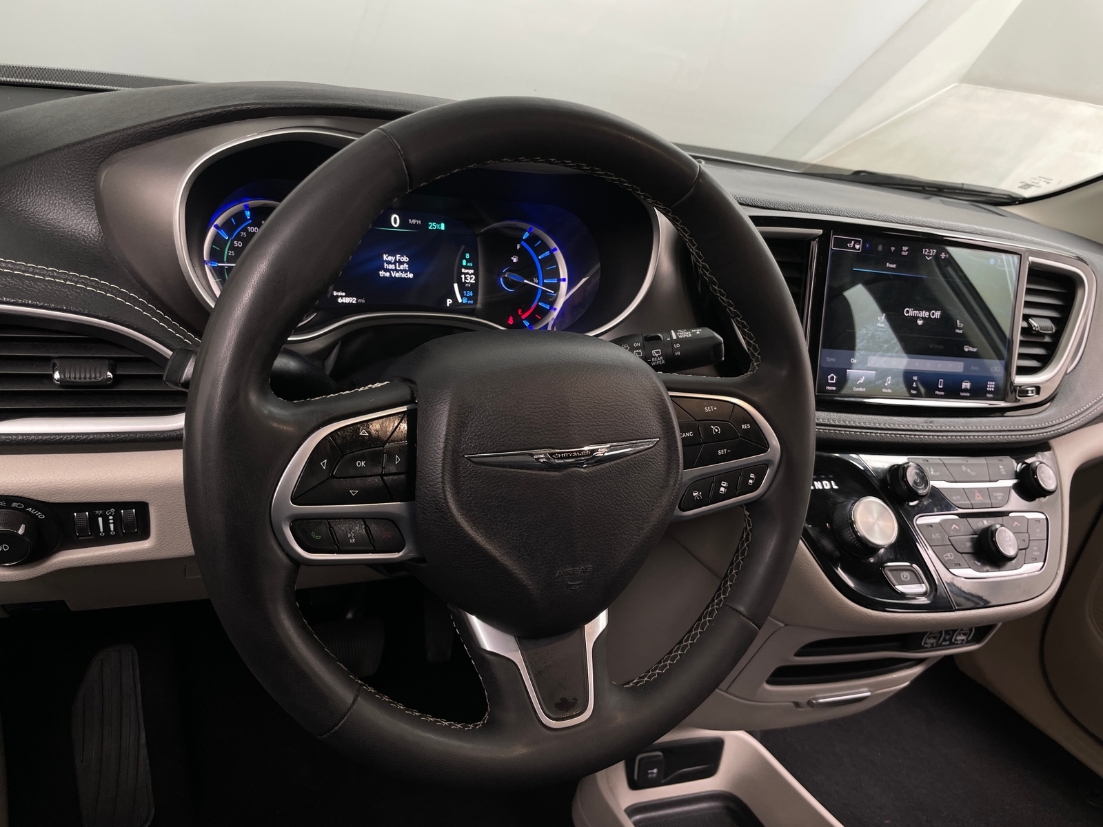 Thumbnail: 2024 Chrysler Pacifica - 4