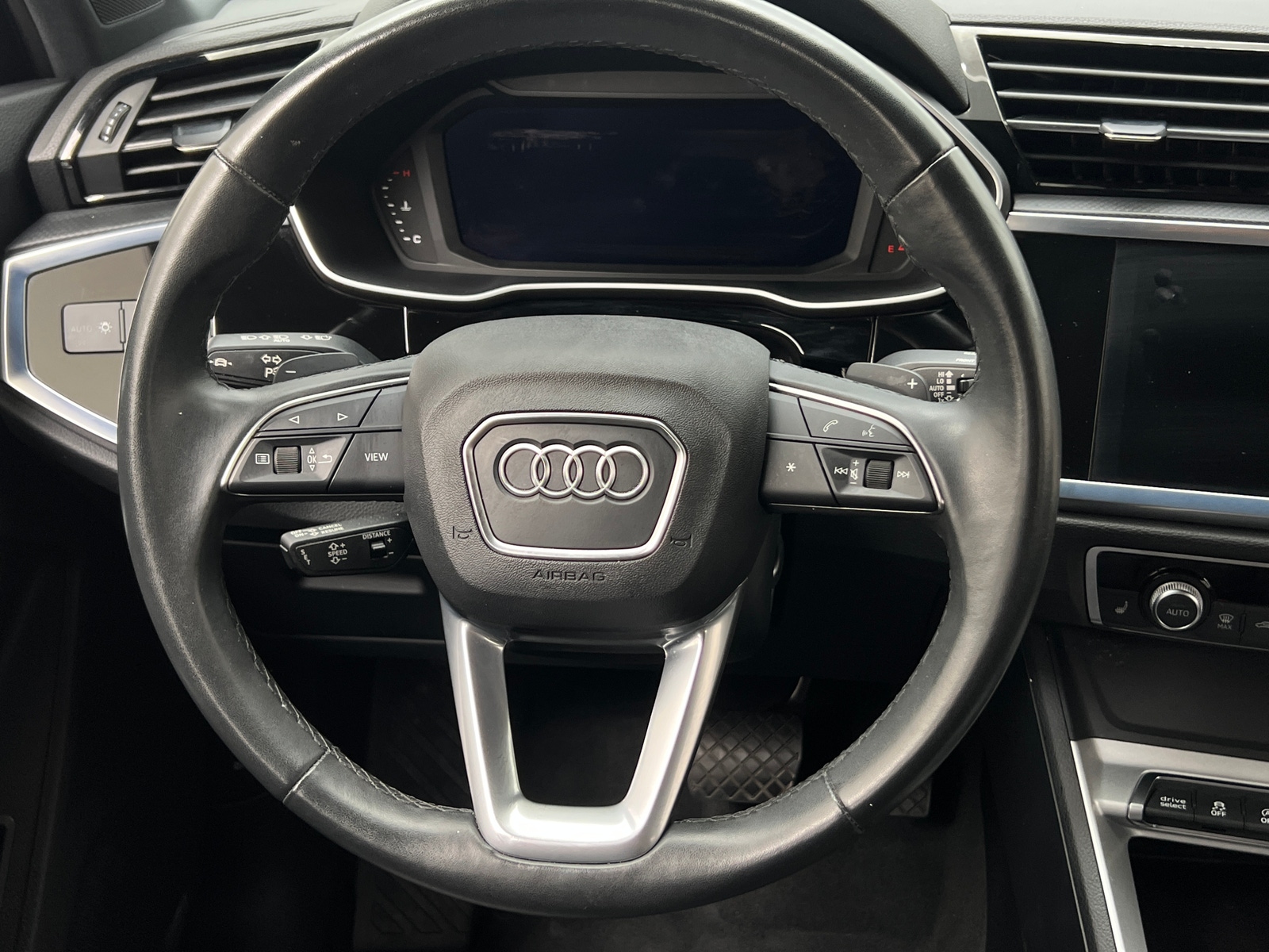 Thumbnail: 2025 Audi Q3 - 5