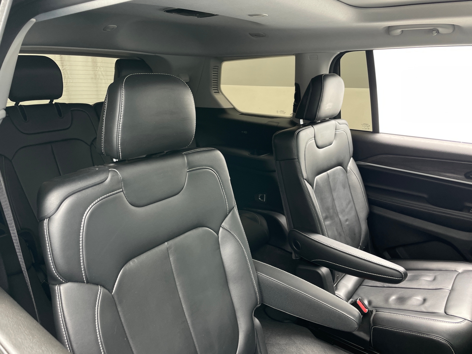 Thumbnail: 2021 Jeep Grand Cherokee L - 5