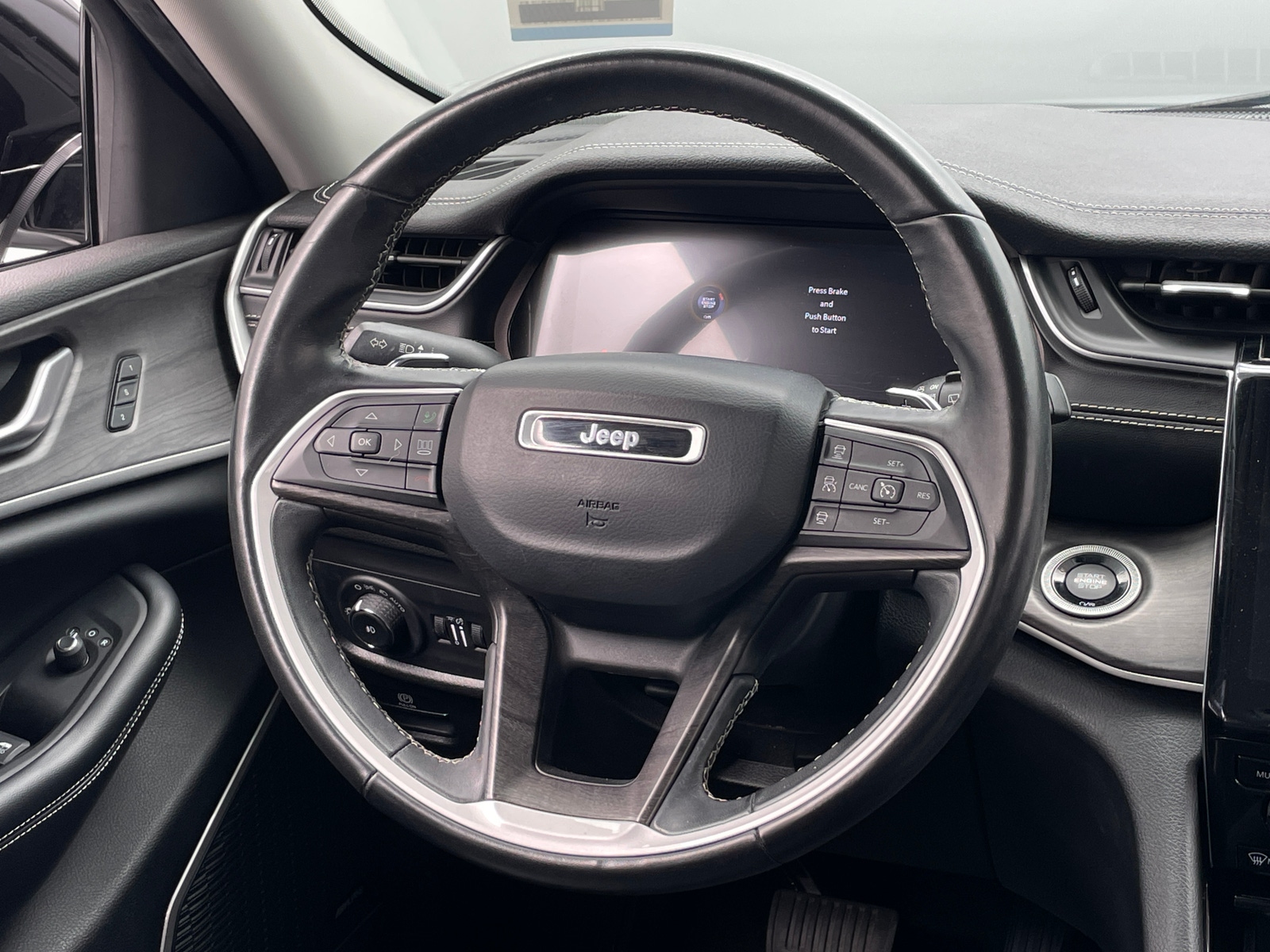 Thumbnail: 2021 Jeep Grand Cherokee L - 4
