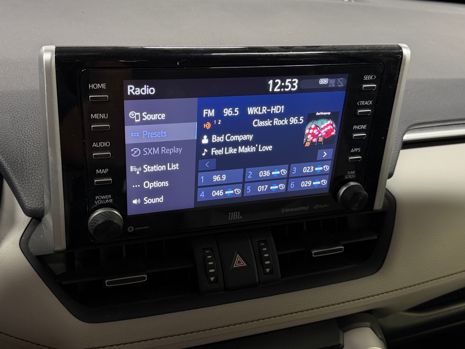 Thumbnail: 2019 Toyota RAV4 - 3