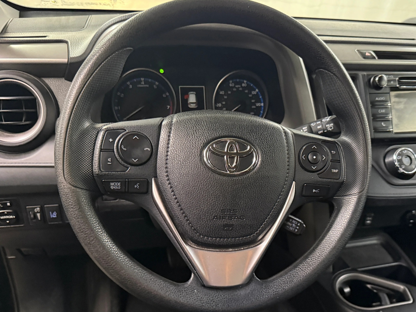 Thumbnail: 2018 Toyota RAV4 - 5