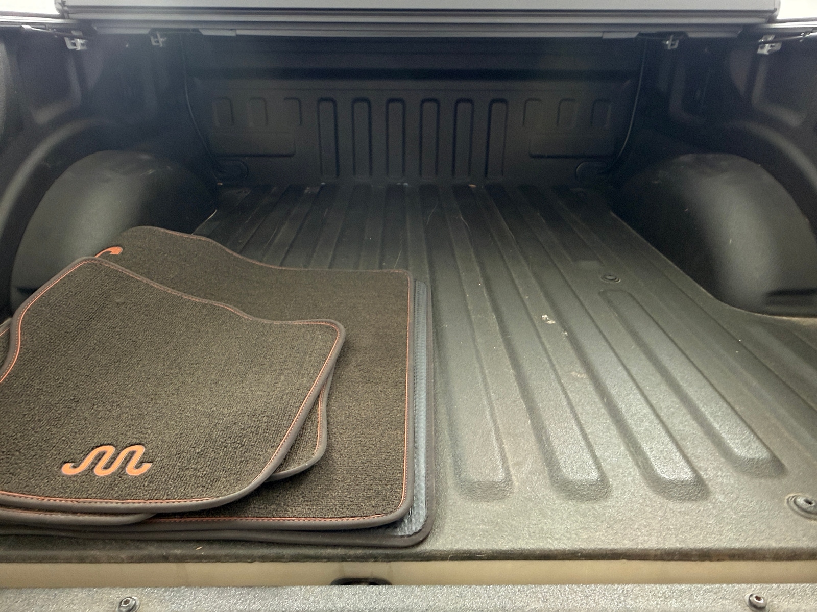 Thumbnail: 2017 Ford Econoline - 6