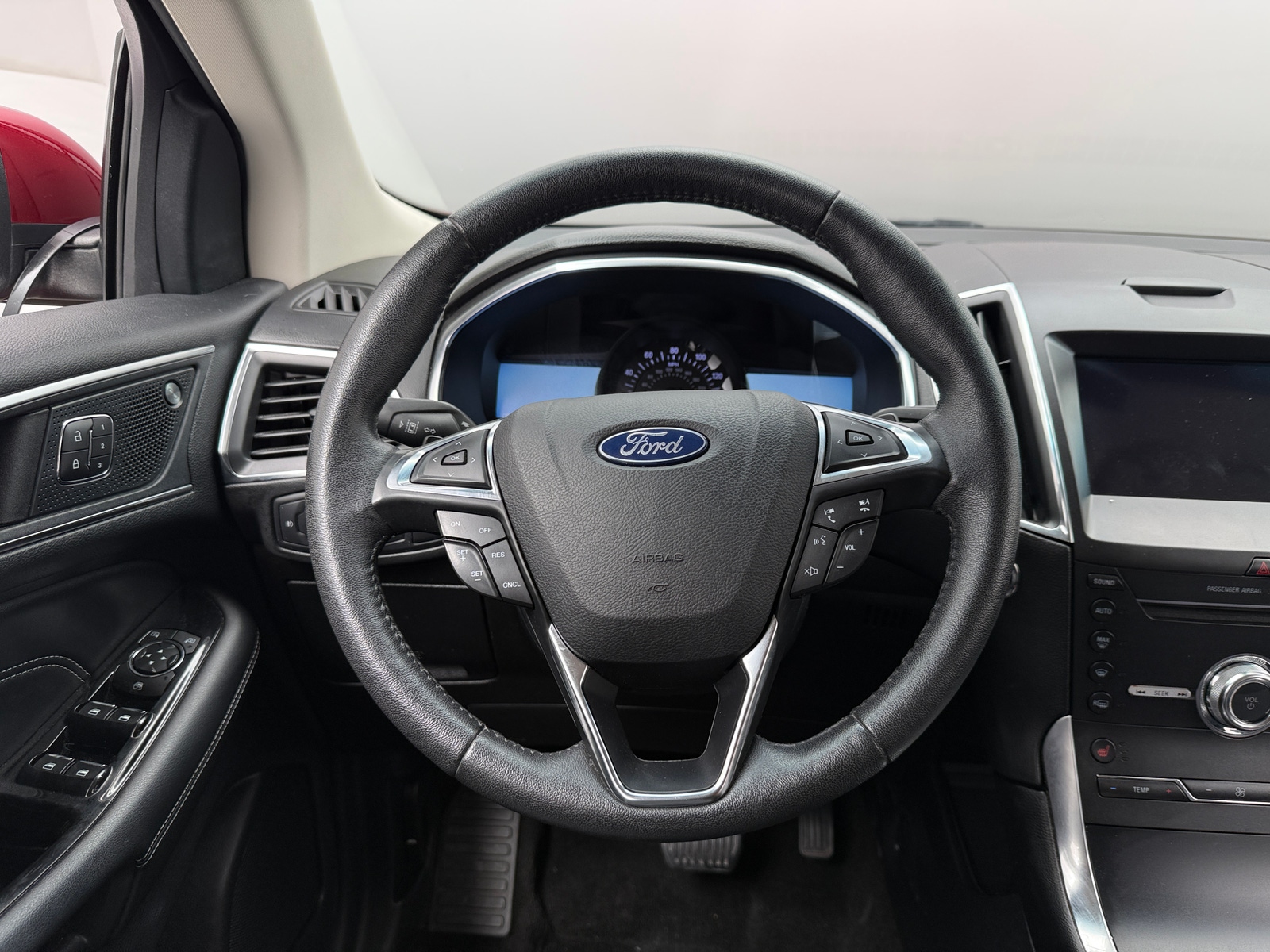 Thumbnail: 2019 Ford Edge - 4