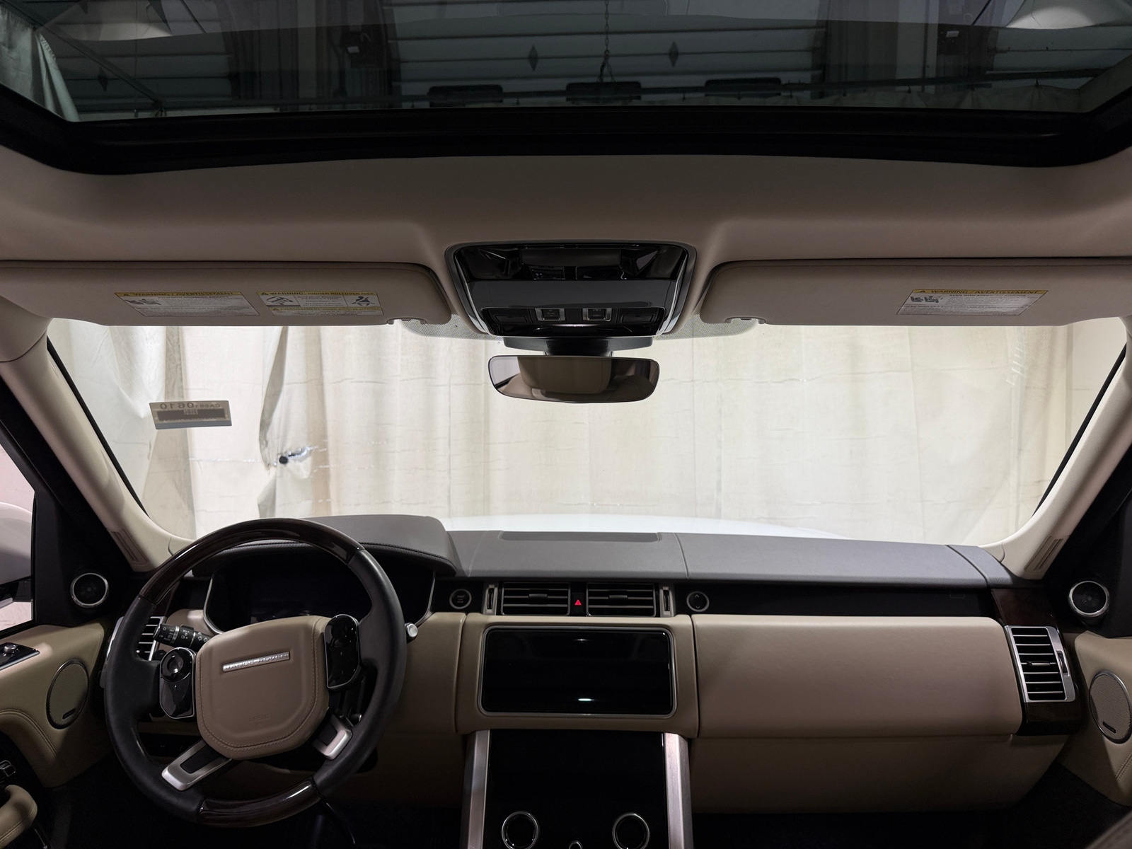 Thumbnail: 2018 Land Rover Range Rover - 2