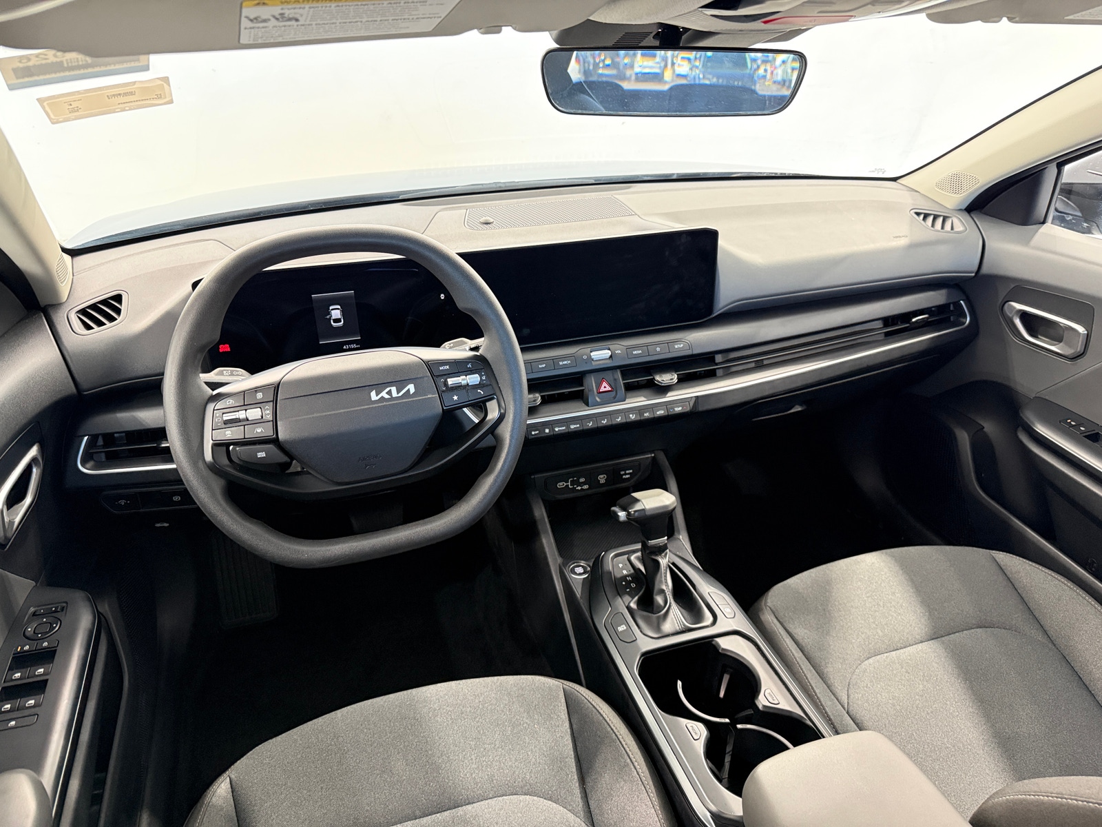 Thumbnail: 2025 Kia K4 - 3