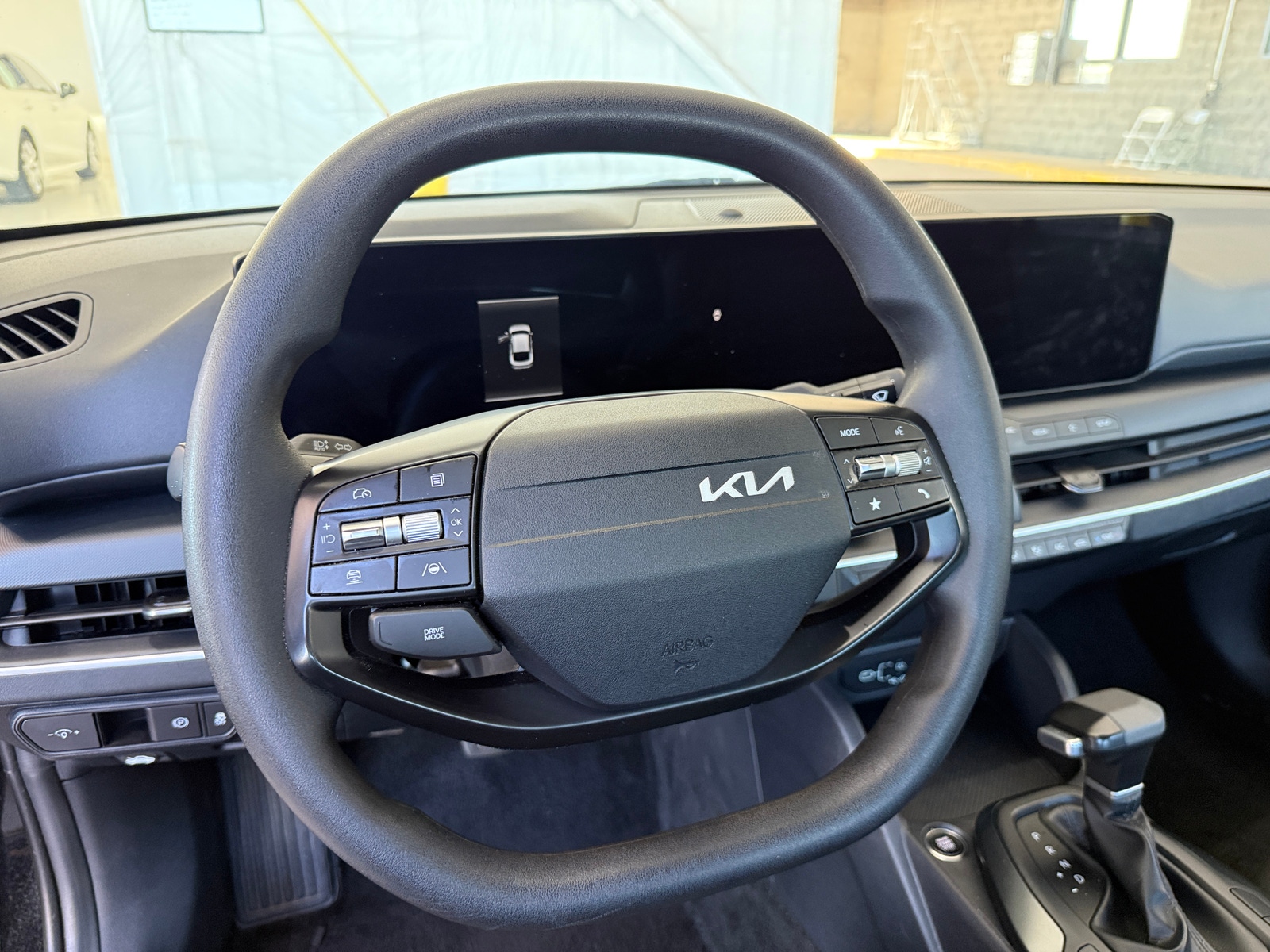 Thumbnail: 2025 Kia K4 - 5