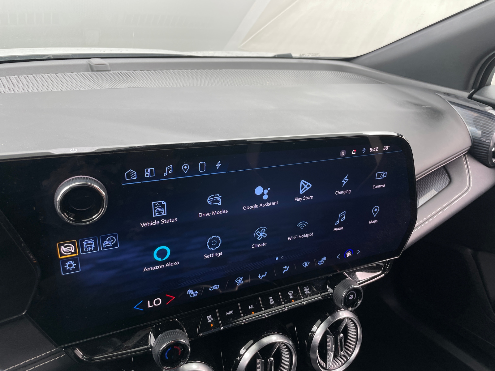 Thumbnail: 2024 Chevrolet Blazer EV - 3