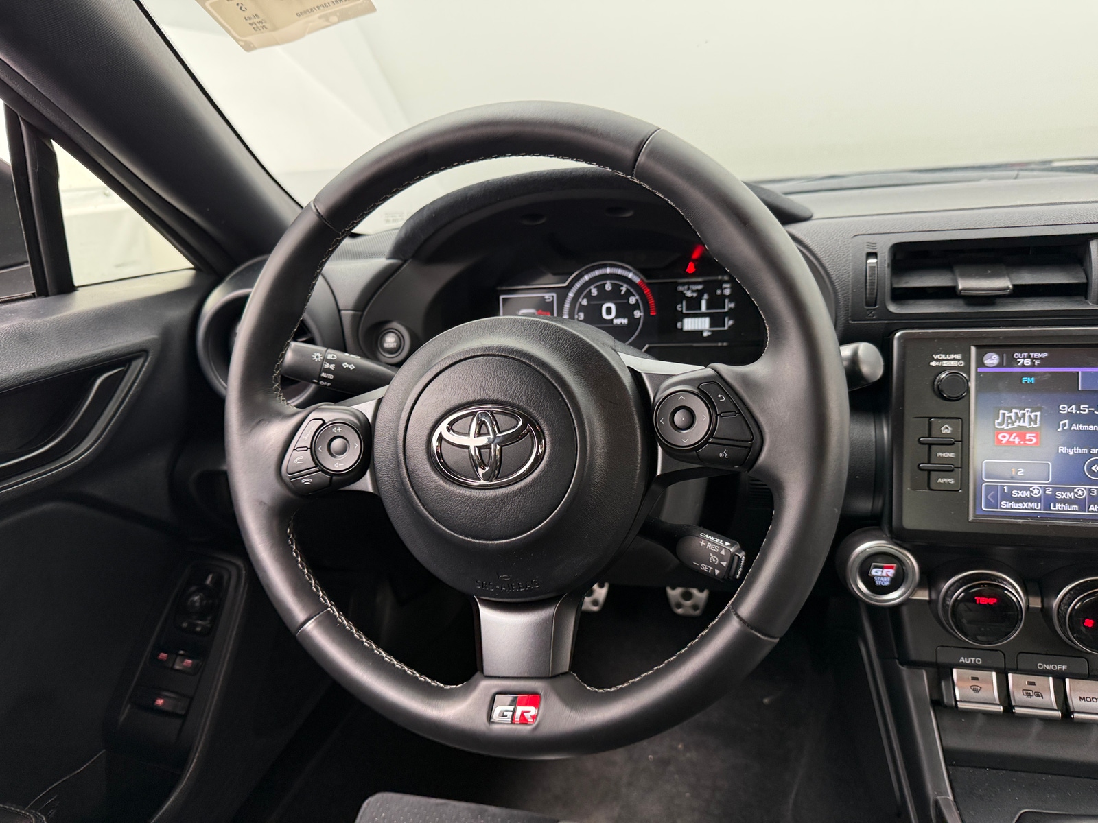 Thumbnail: 2023 Toyota GR86 - 3