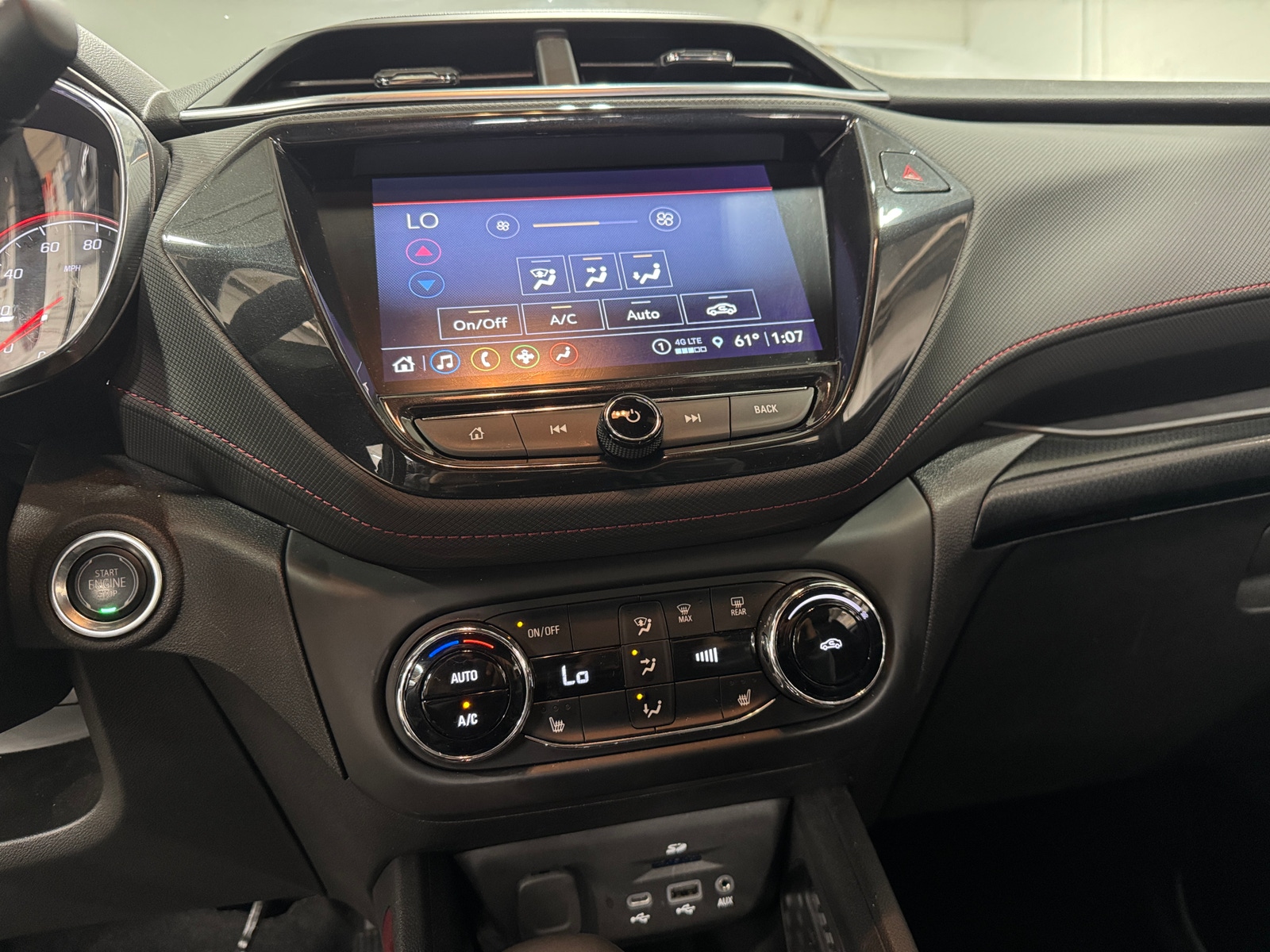 Thumbnail: 2022 Chevrolet TrailBlazer - 3