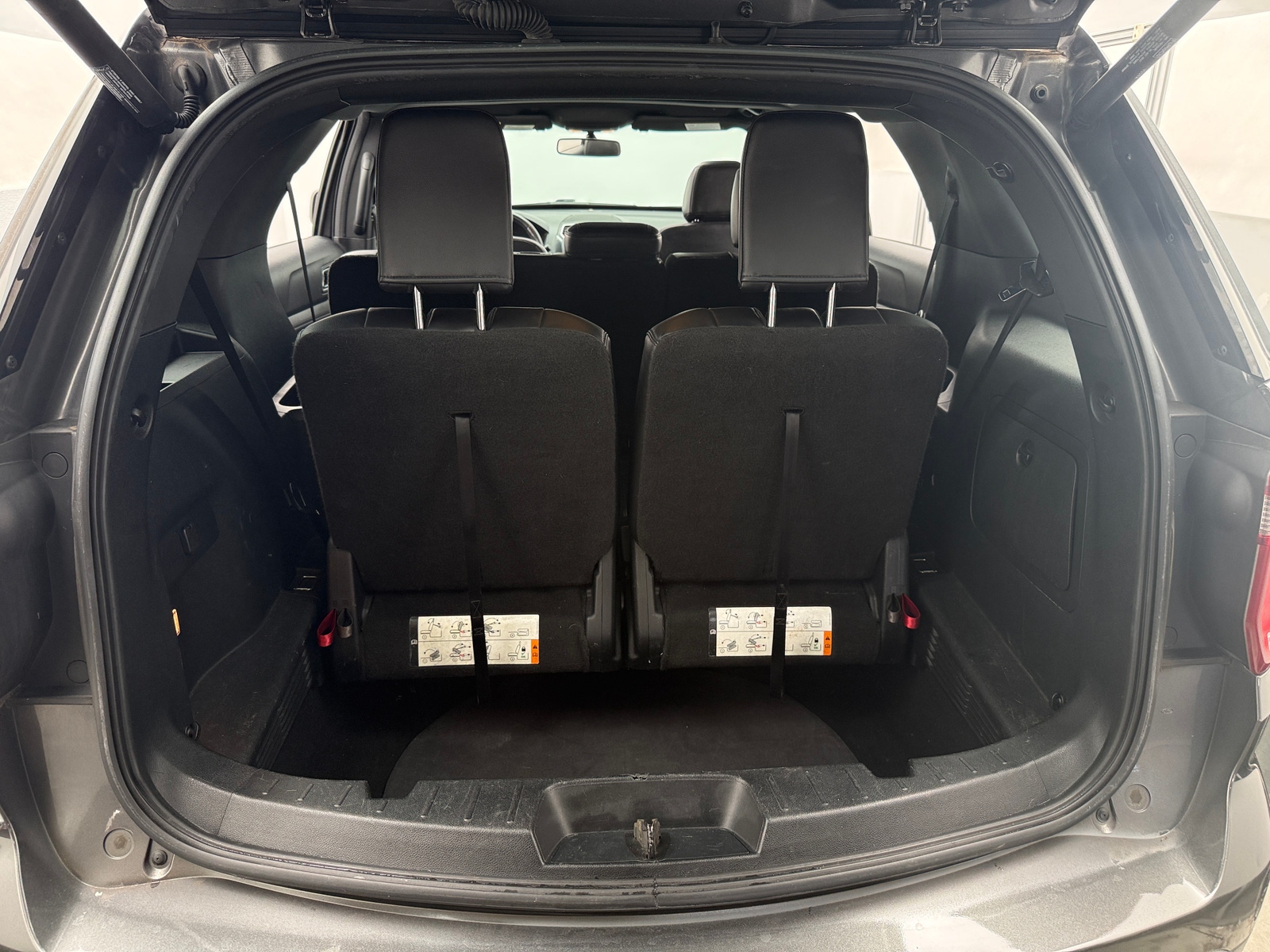 Thumbnail: 2017 Ford Explorer - 6