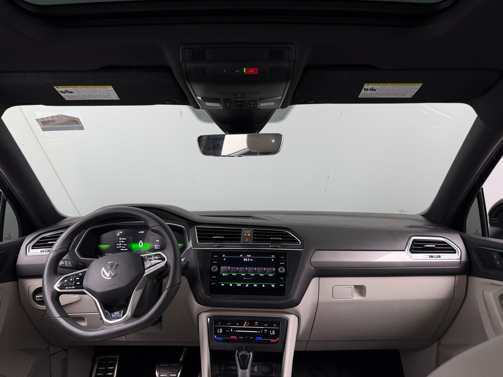 Thumbnail: 2023 Volkswagen Tiguan - 2