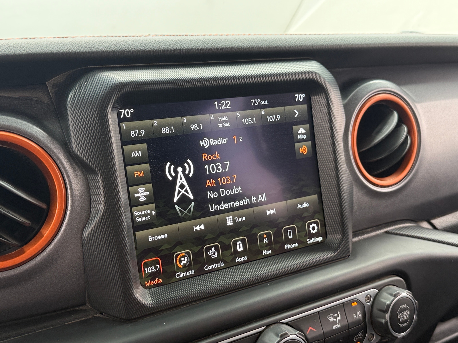 Thumbnail: 2023 Jeep Gladiator - 3