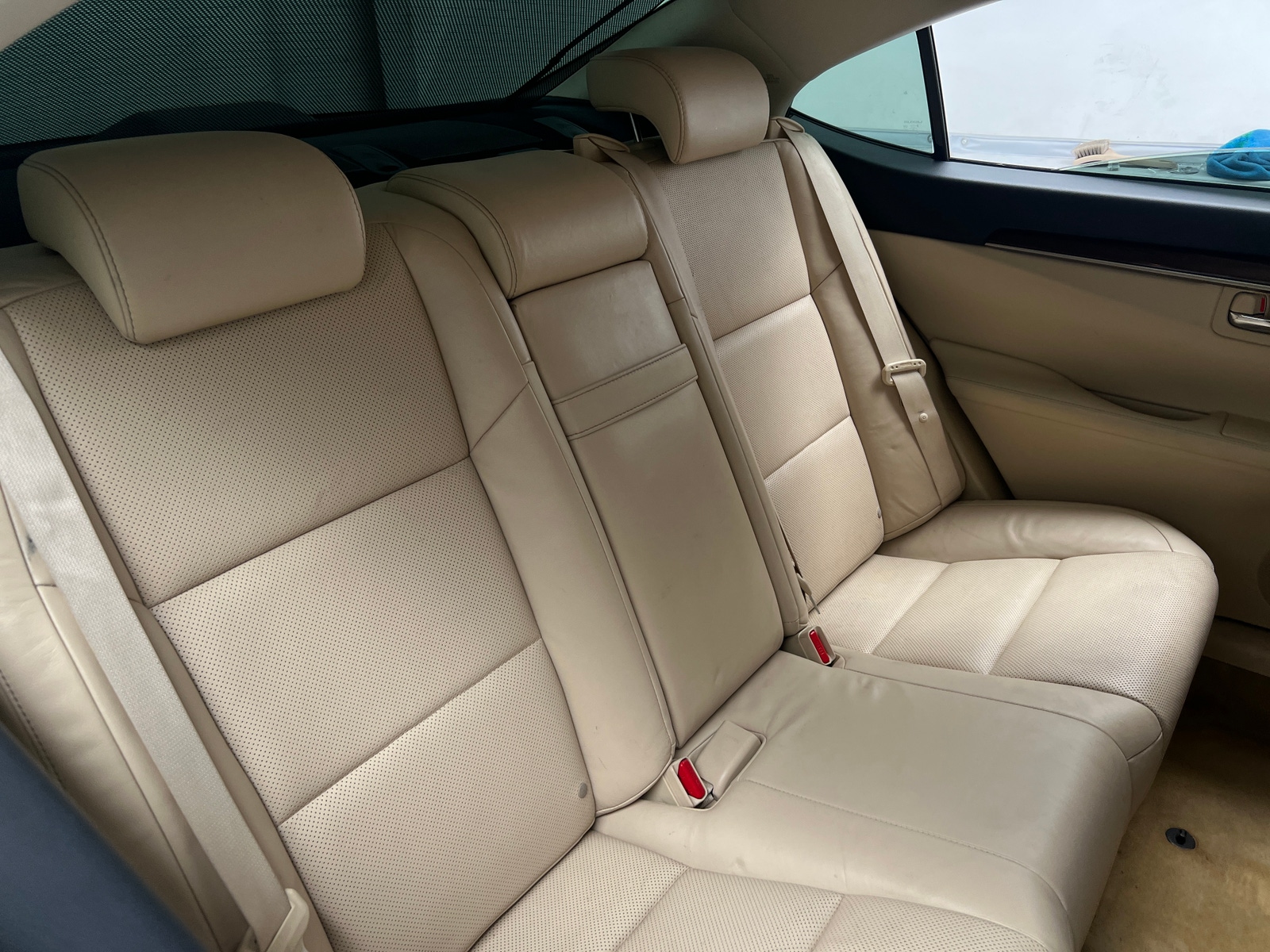 Thumbnail: 2015 Lexus ES - 6