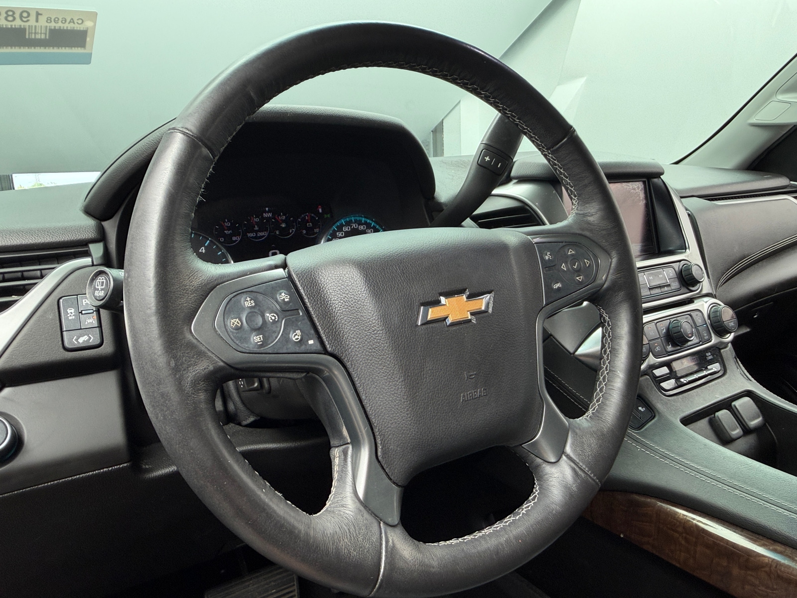 Thumbnail: 2017 Chevrolet Suburban - 4