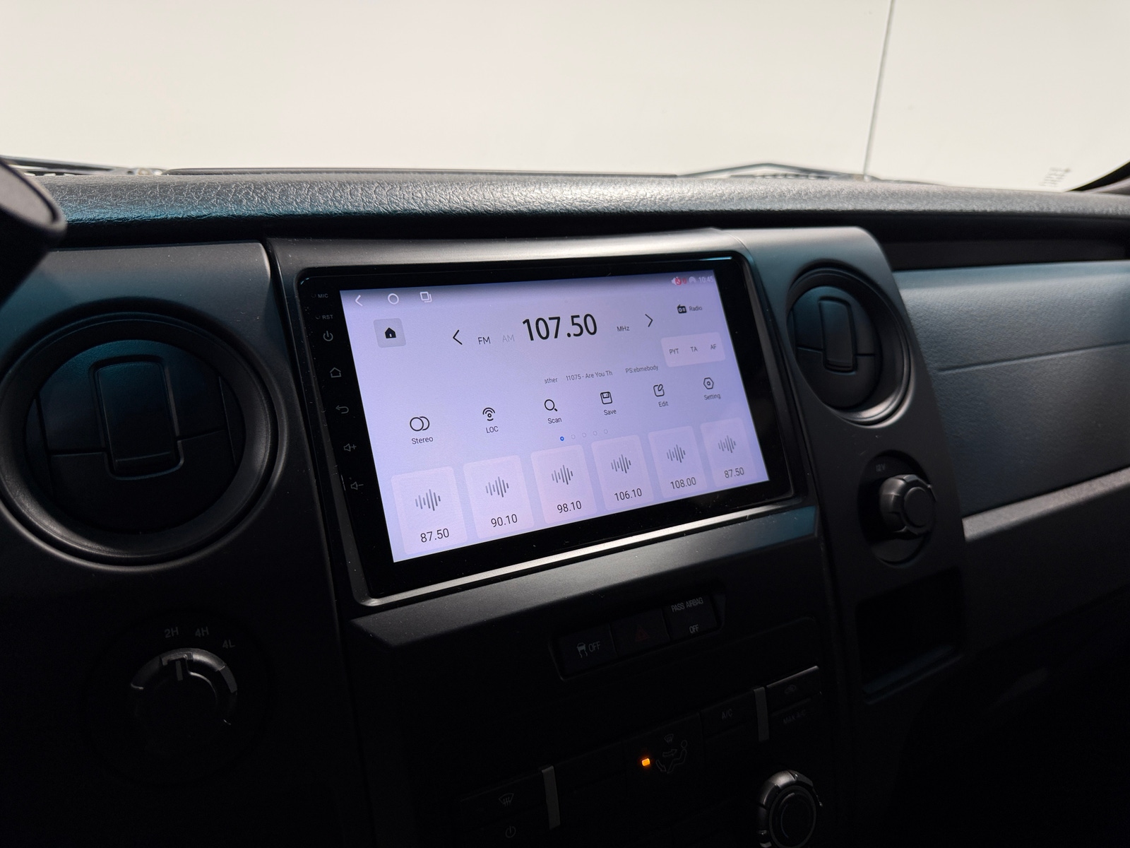Thumbnail: 2014 Ford Econoline - 4