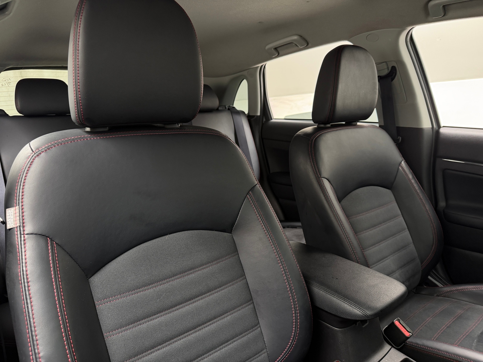 Thumbnail: 2024 Mitsubishi Outlander Sport - 2
