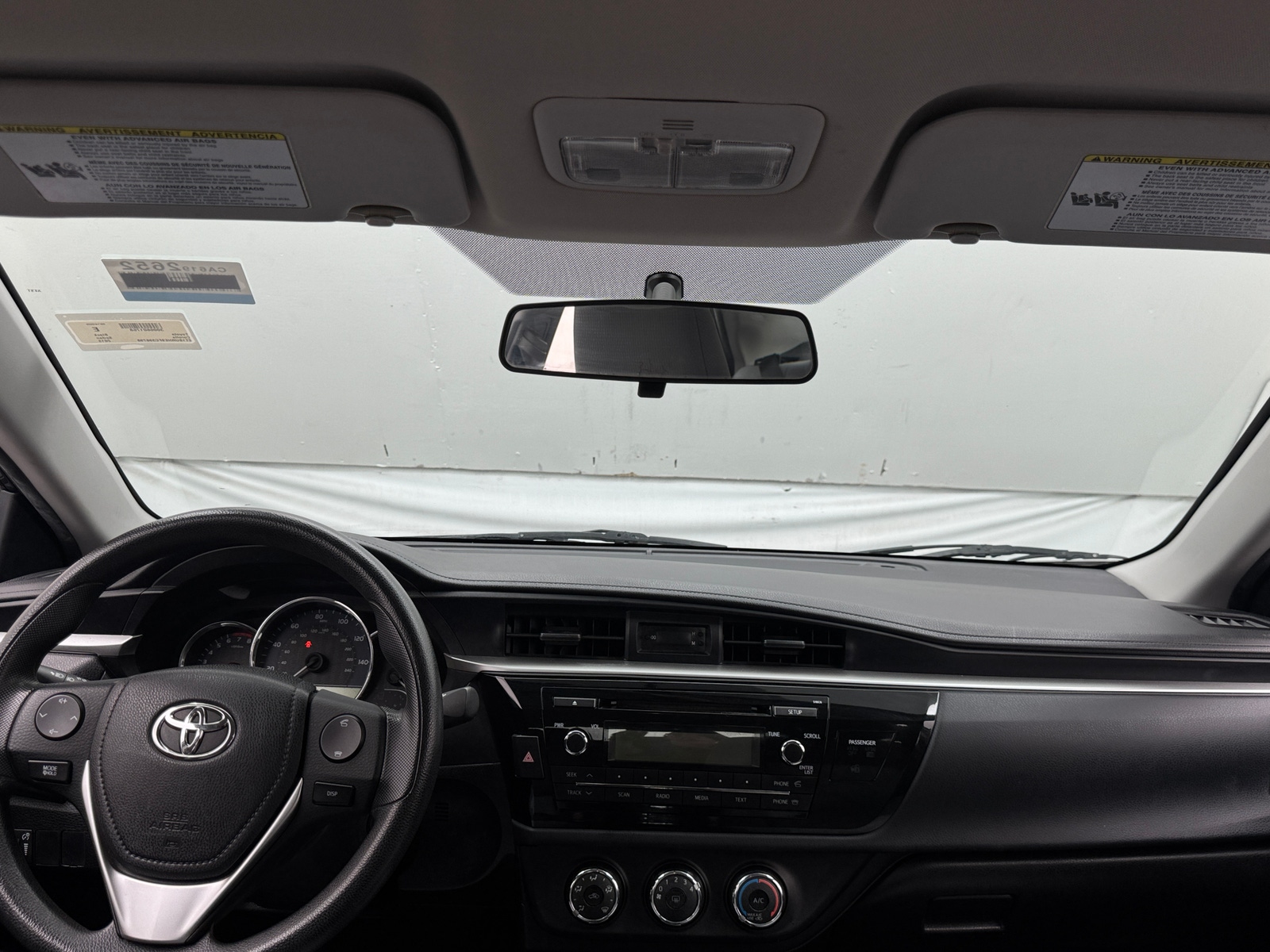 Thumbnail: 2015 Toyota Corolla - 3