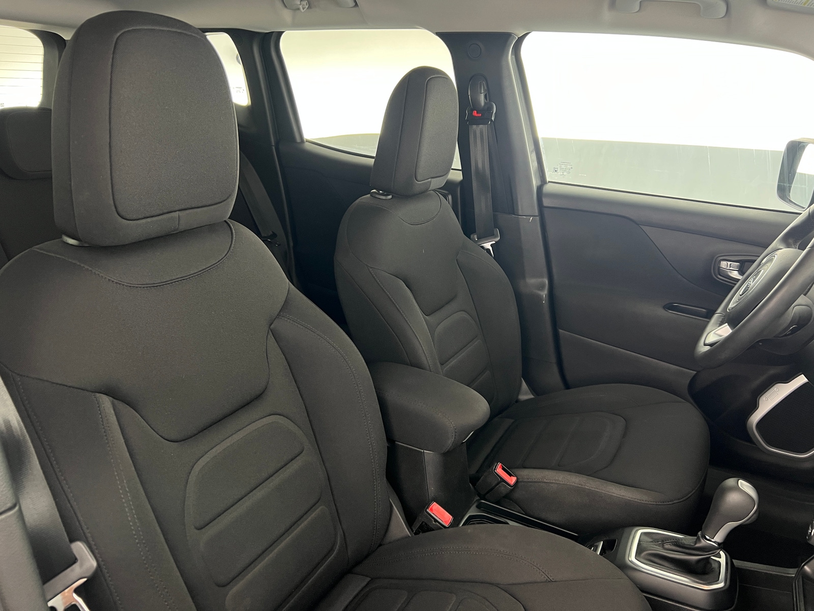 Thumbnail: 2018 Jeep Renegade - 2