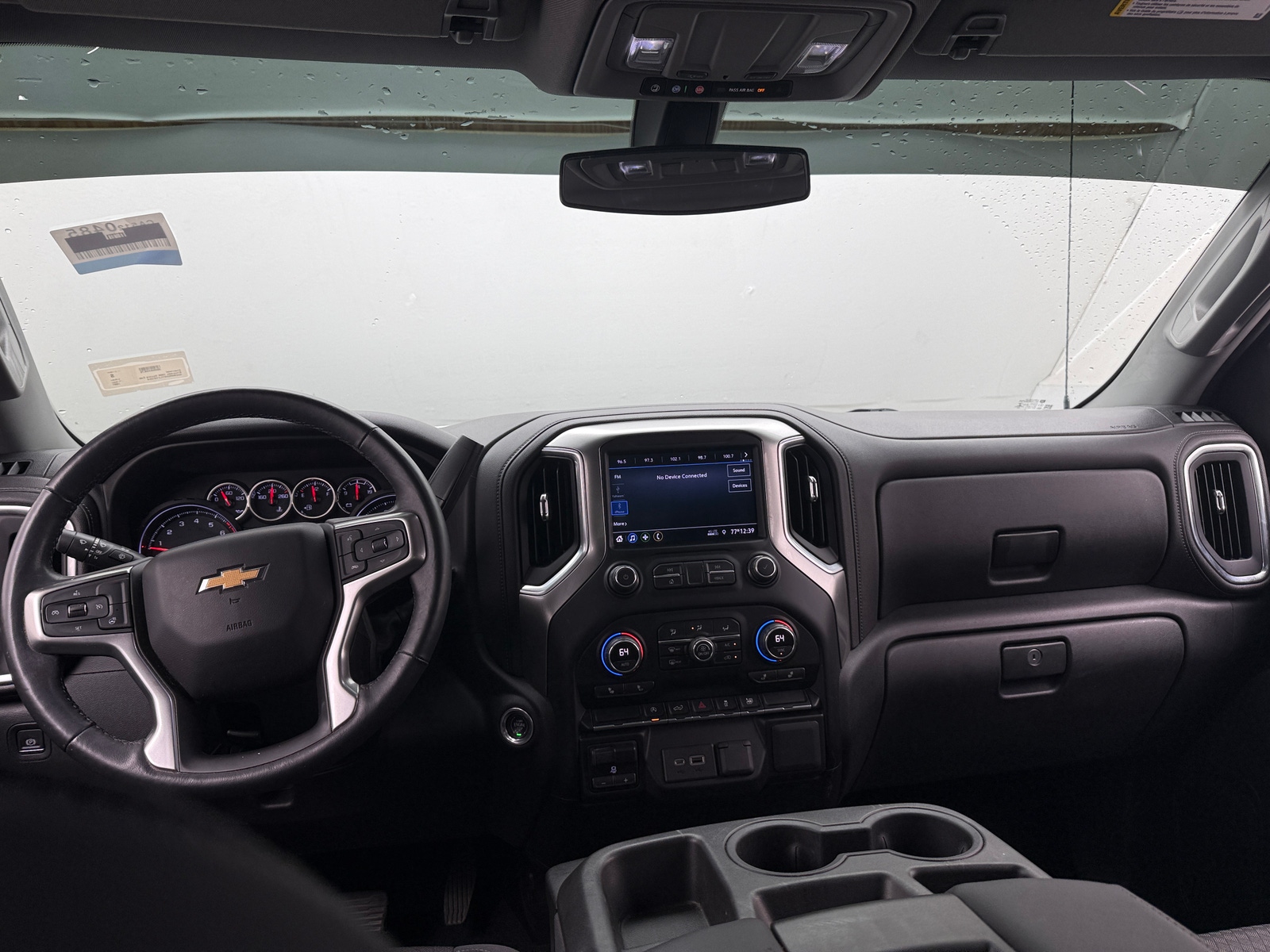 Thumbnail: 2020 Chevrolet Silverado 1500 - 3