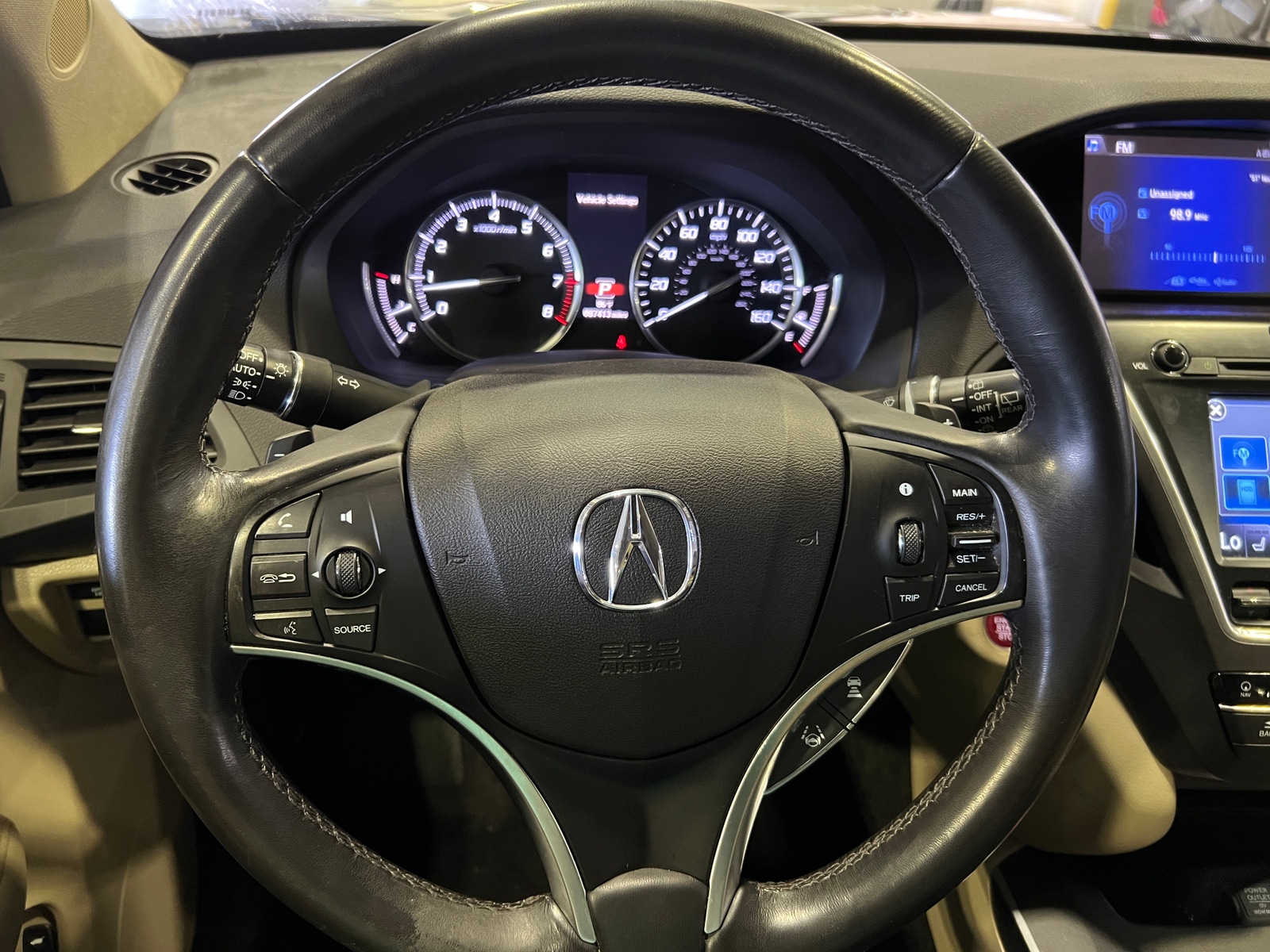 Thumbnail: 2017 Acura MDX - 5