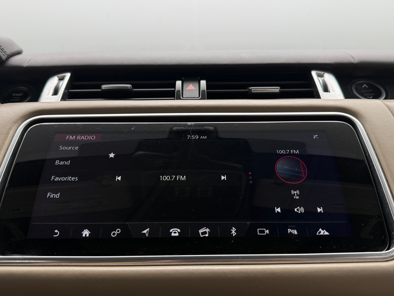 Thumbnail: 2019 Land Rover Range Rover Sport - 3