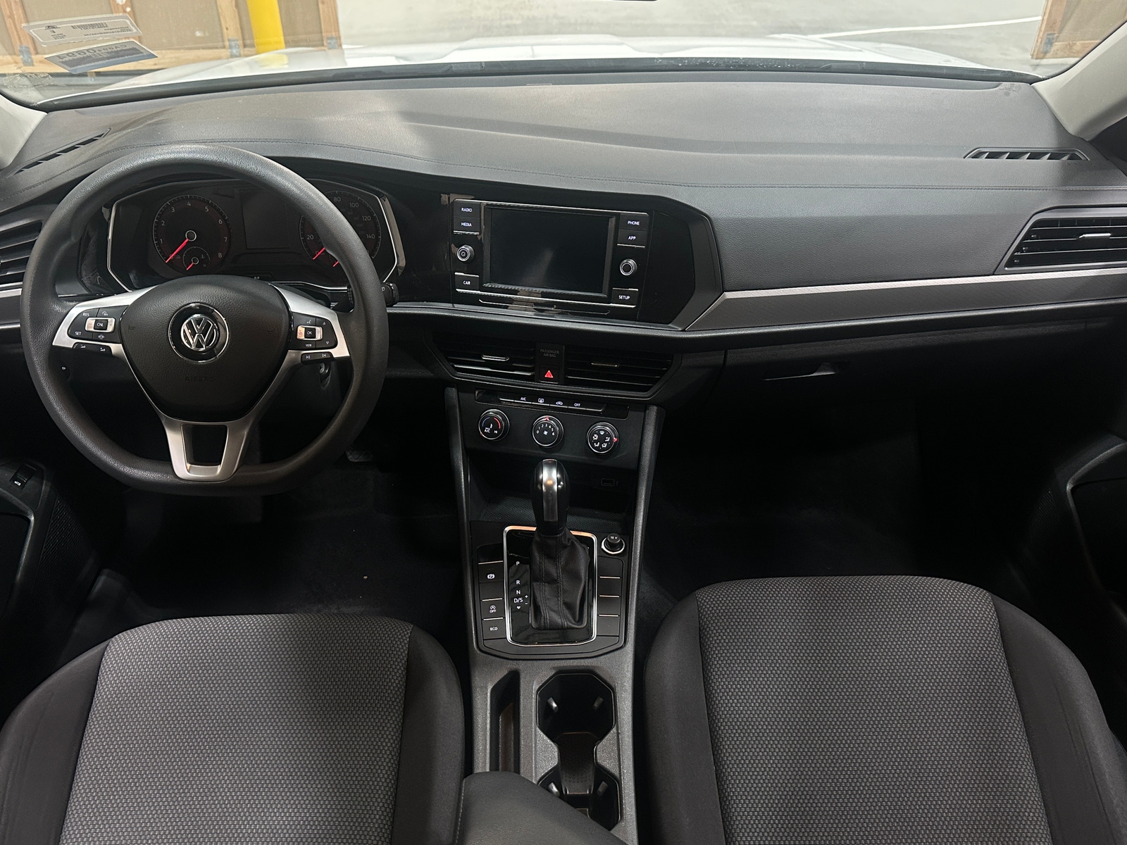 Thumbnail: 2019 Volkswagen Jetta - 3