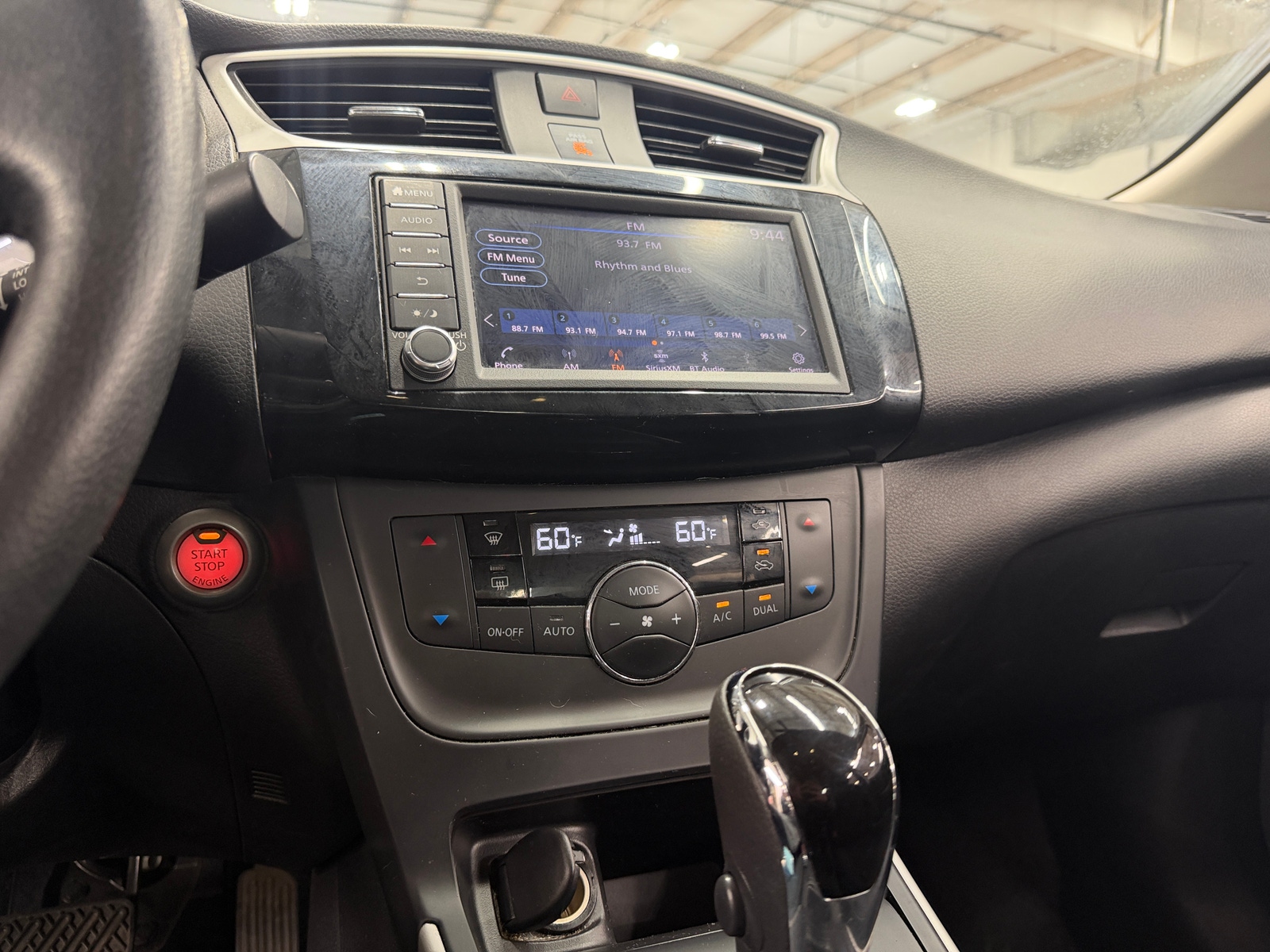 Thumbnail: 2019 Nissan Sentra - 4