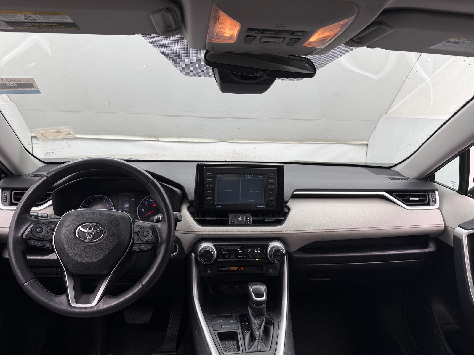 Thumbnail: 2020 Toyota RAV4 - 3